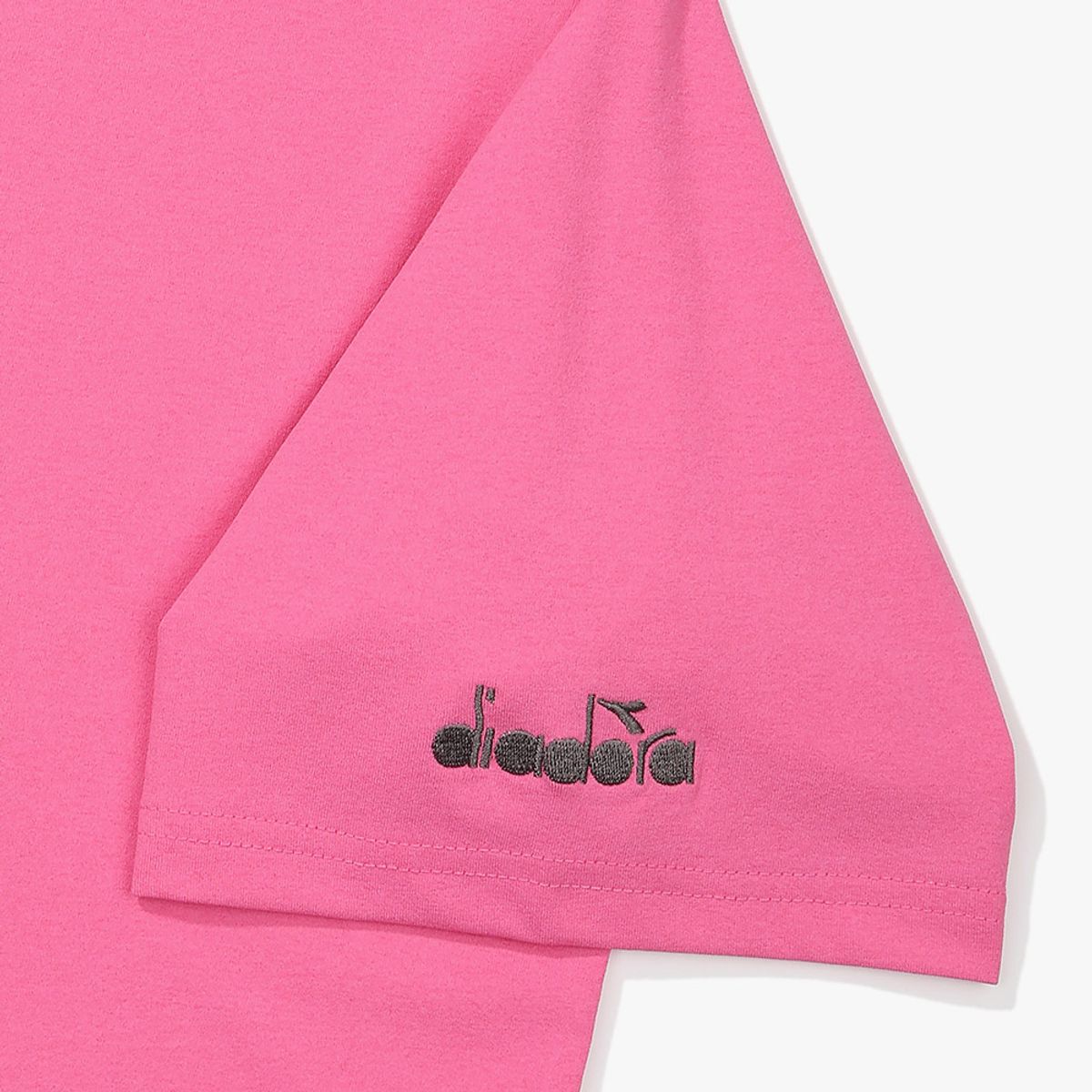 디아도라(diadora) 아카이브 아치 로고 반팔 티셔츠 PINK