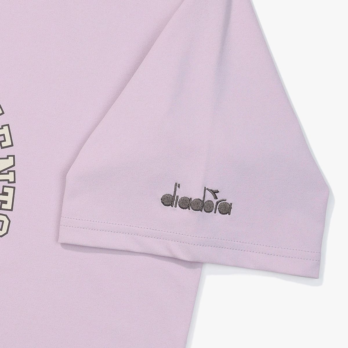 디아도라(diadora) 아카이브 아치 로고 반팔 티셔츠 VIOLET