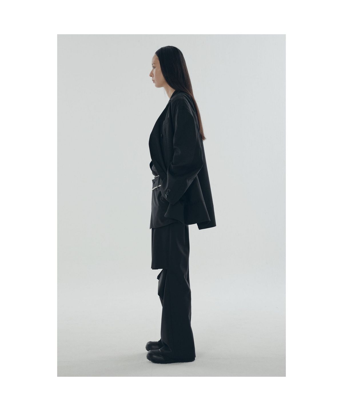 래코드(RECODE) Boxy Shirt with Layered Wrap Skirt_RQSAM25513BKX