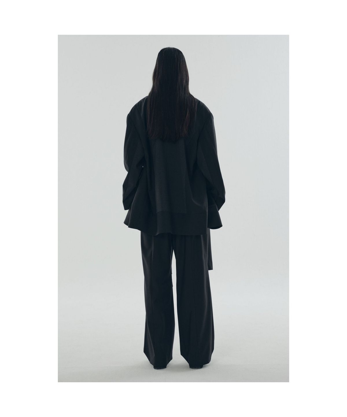 래코드(RECODE) Boxy Shirt with Layered Wrap Skirt_RQSAM25513BKX