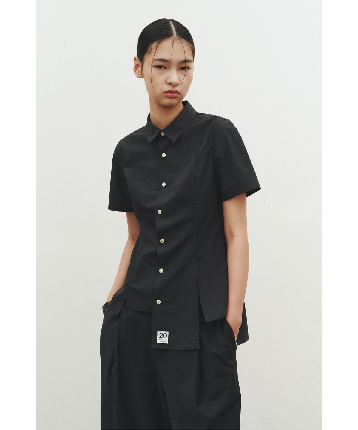 래코드(RECODE) Slit Detail Shirt_RQSAM25569BKX