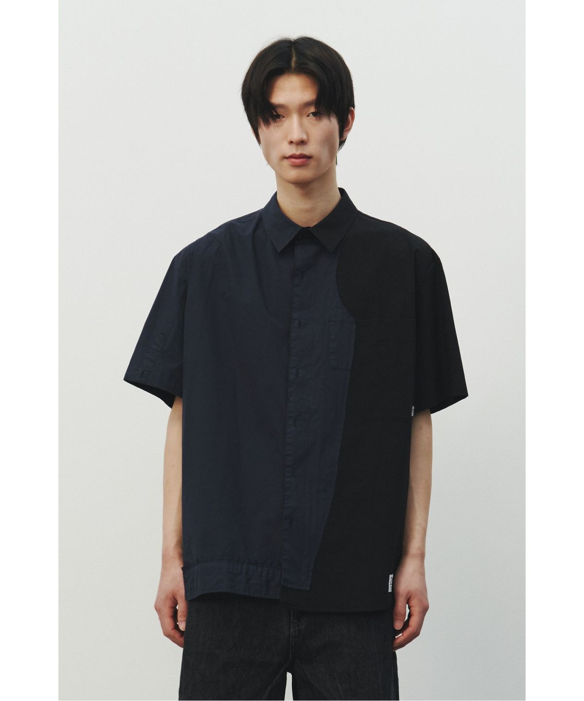 래코드(RECODE) Puzzle Split Short Sleeves Shirts_RKSAM25610NYX