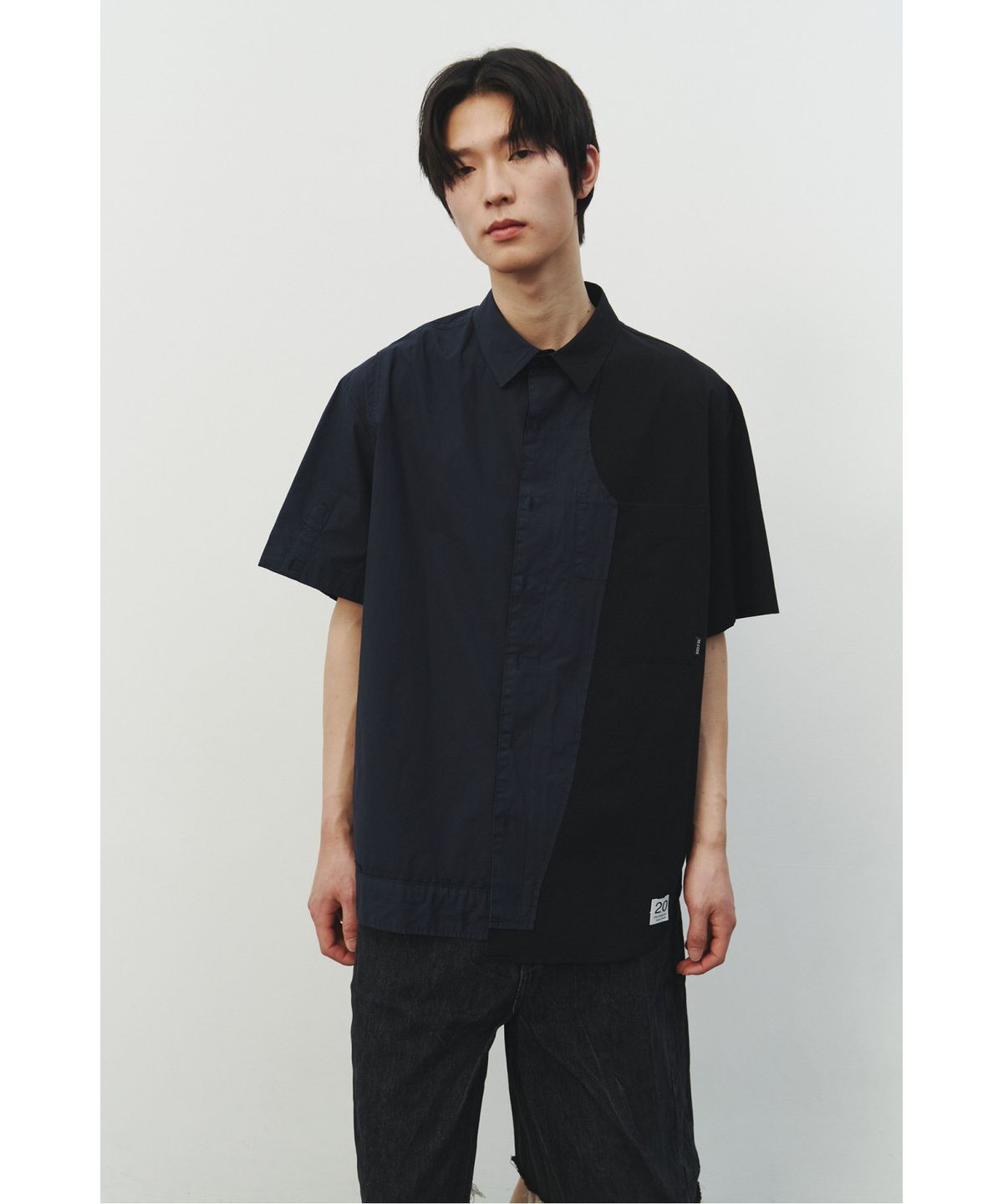 래코드(RECODE) Puzzle Split Short Sleeves Shirts_RKSAM25610NYX