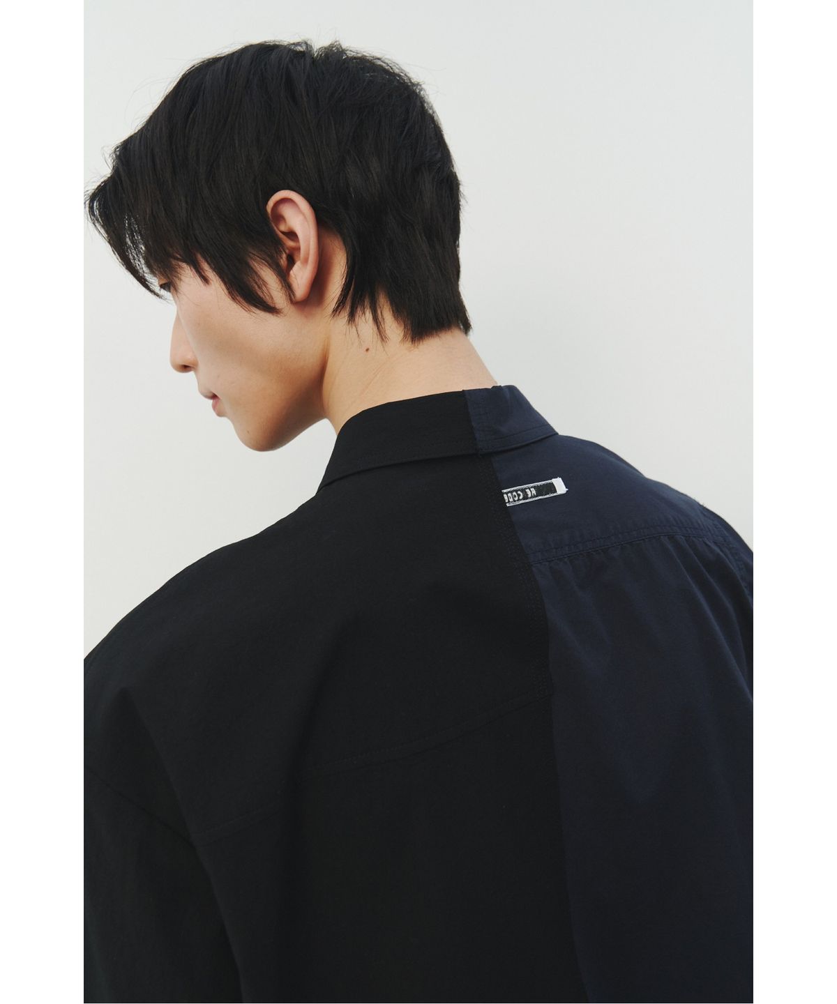 래코드(RECODE) Puzzle Split Short Sleeves Shirts_RKSAM25610NYX
