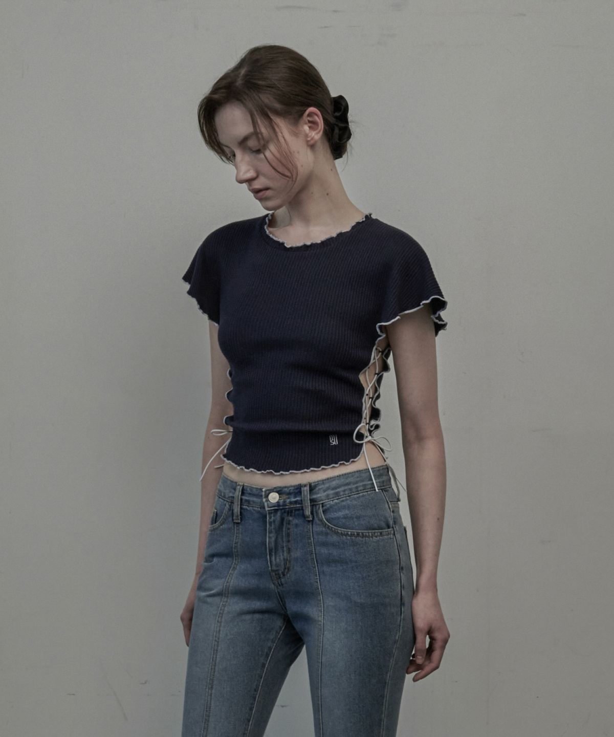 마우솔레움(MAU SOLEUM) Faye Waffle T-Shirt - Navy