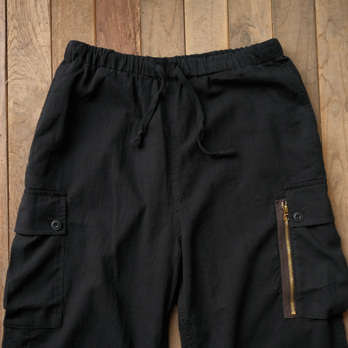 본로우(BONRROW) C/HEMP ZIP SHORTS