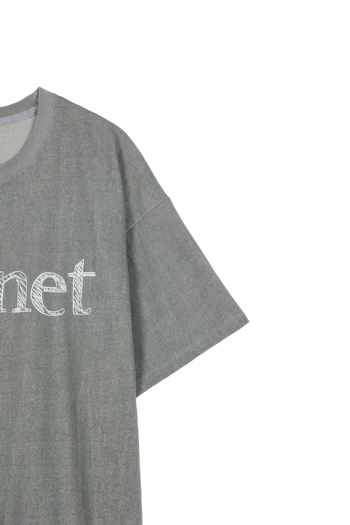 다이닛(DEINET) DEINET LETTERING T-SHIRTS IN CHARCOAL
