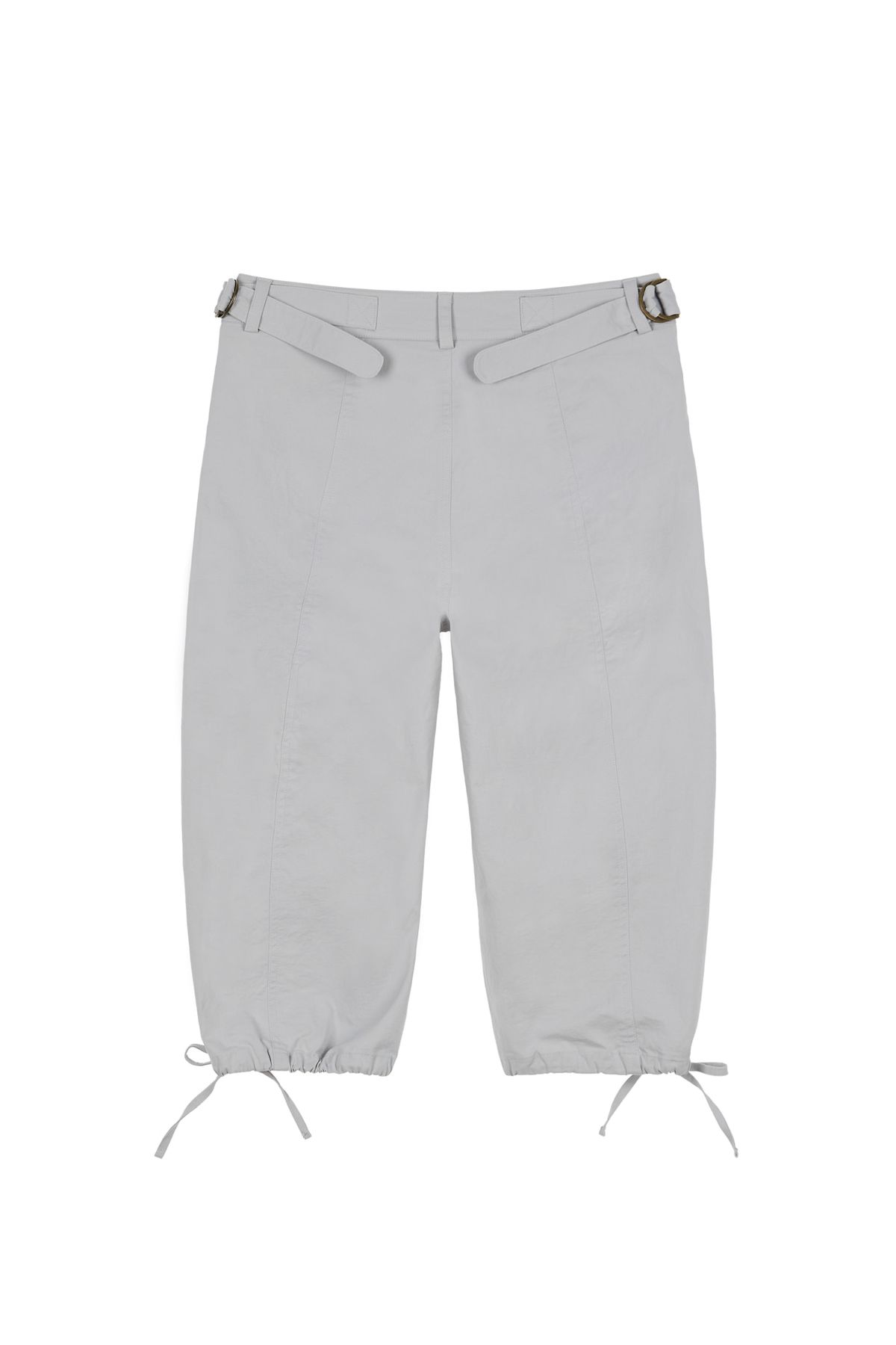 다이닛(DEINET) TWO BUCKLE HALF PANTS IN LIGHT GREY