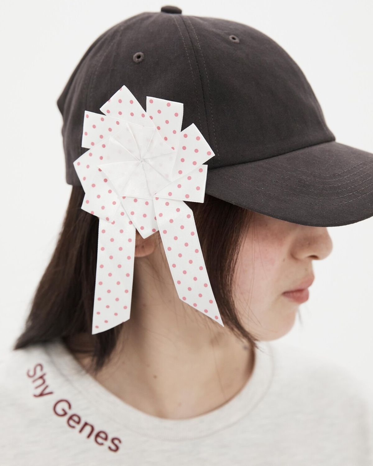 퓨레(PUREE) Shy genes tee Oatmeal