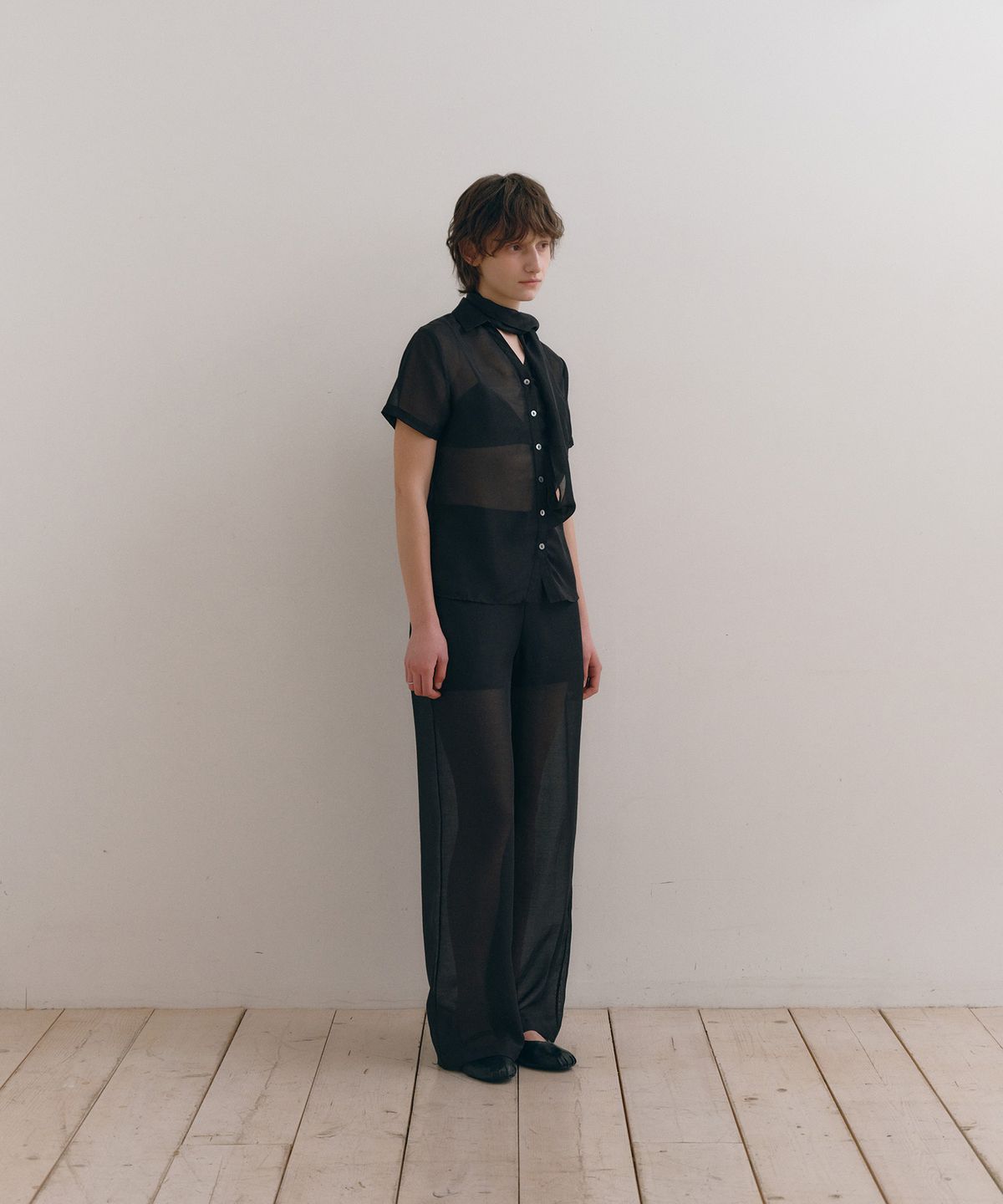 로우타이드(LOW TIDE) SHEER SCARF TIE SHIRT [BLACK]