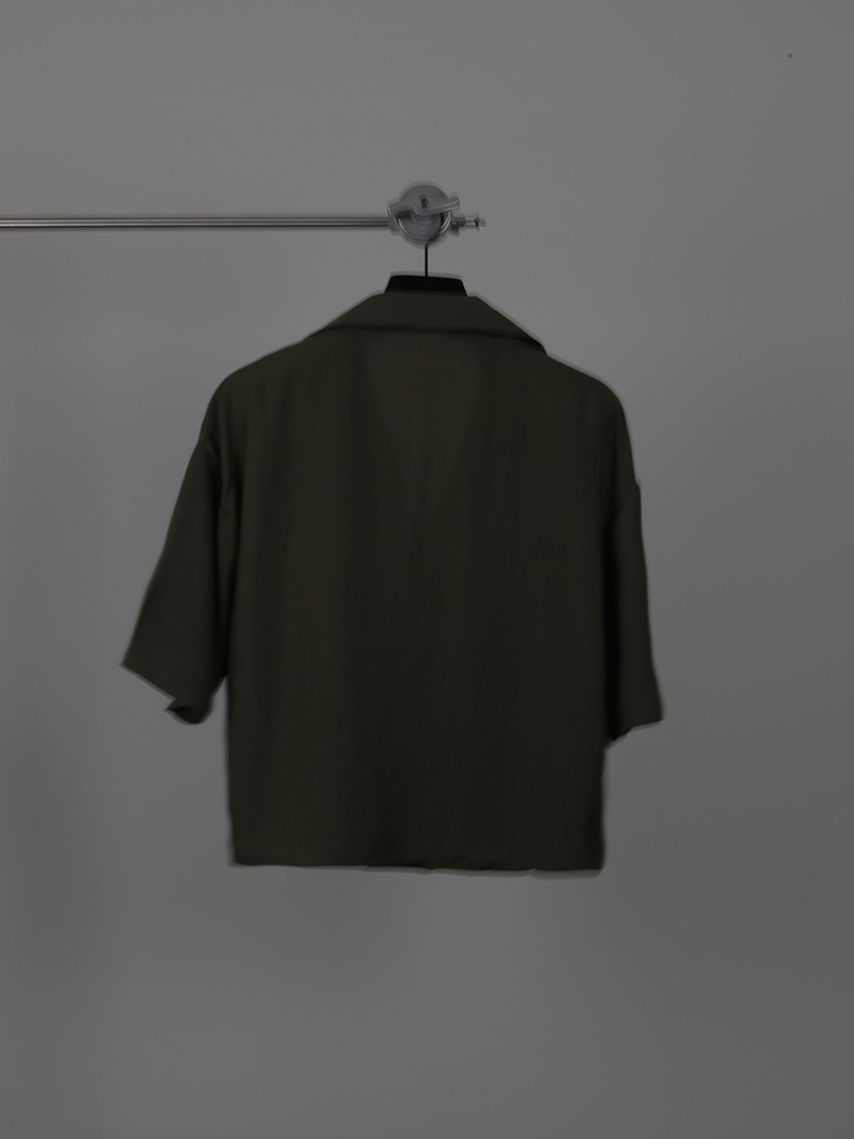 고저(GOZER) WINDY SHIRT_KHAKI