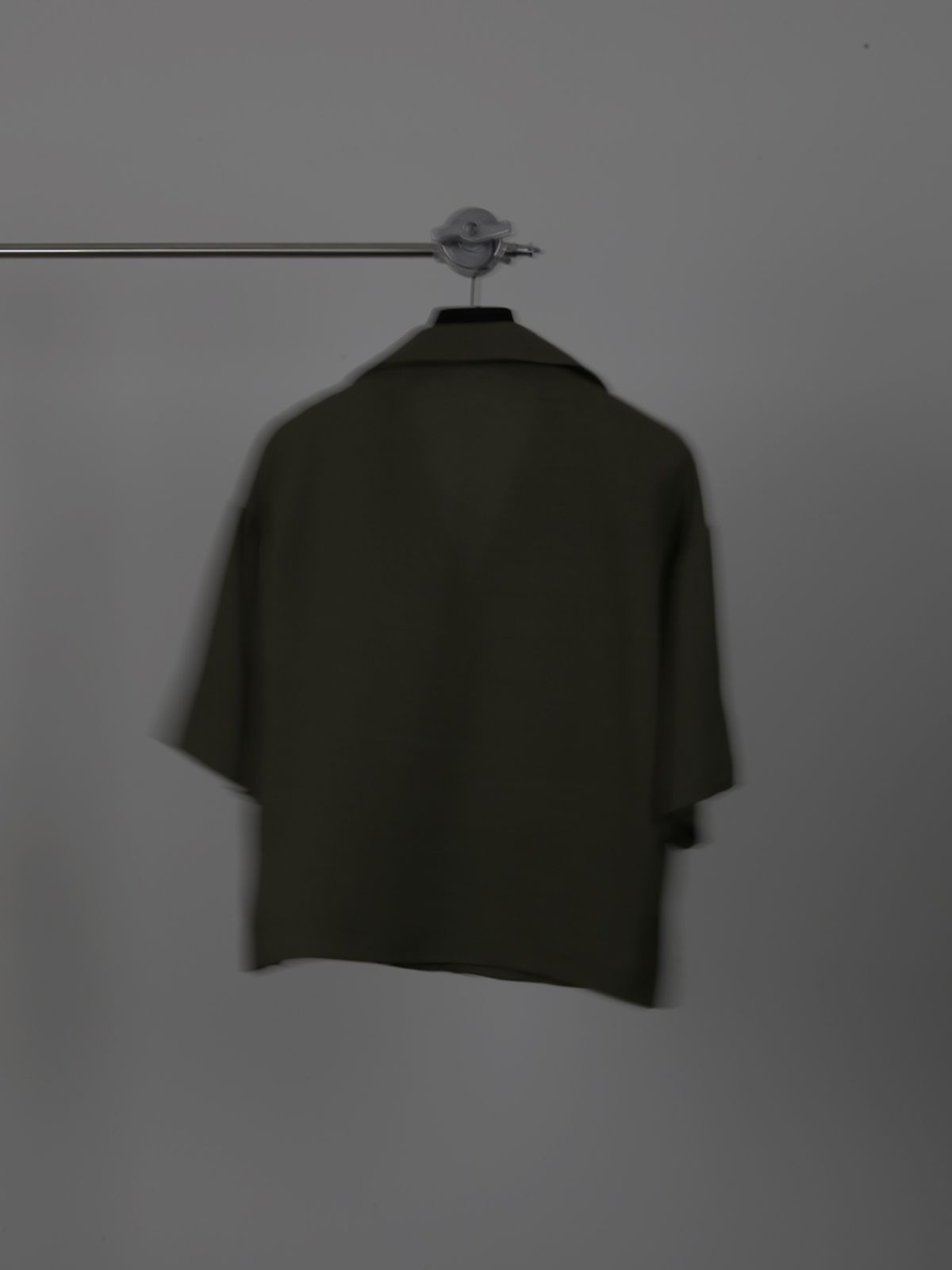 고저(GOZER) WINDY SHIRT_KHAKI