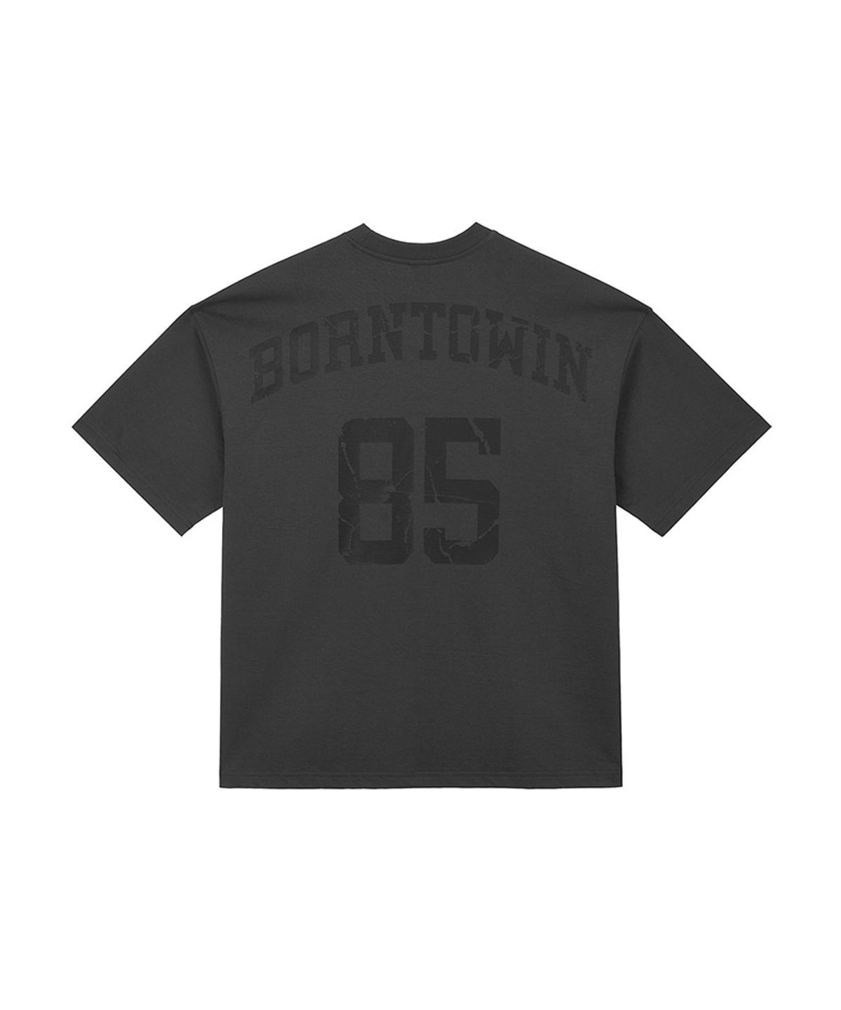 본투윈(BORN TO WIN) 85 BACK LOGO EXTRA FIT T-SHIRTS [CHARCOAL]
