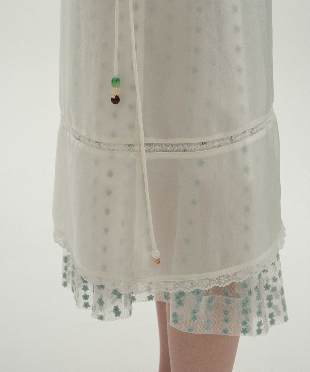 클로르(CLOR) BEADS SHEER MIDI SKIRT - 3 colors