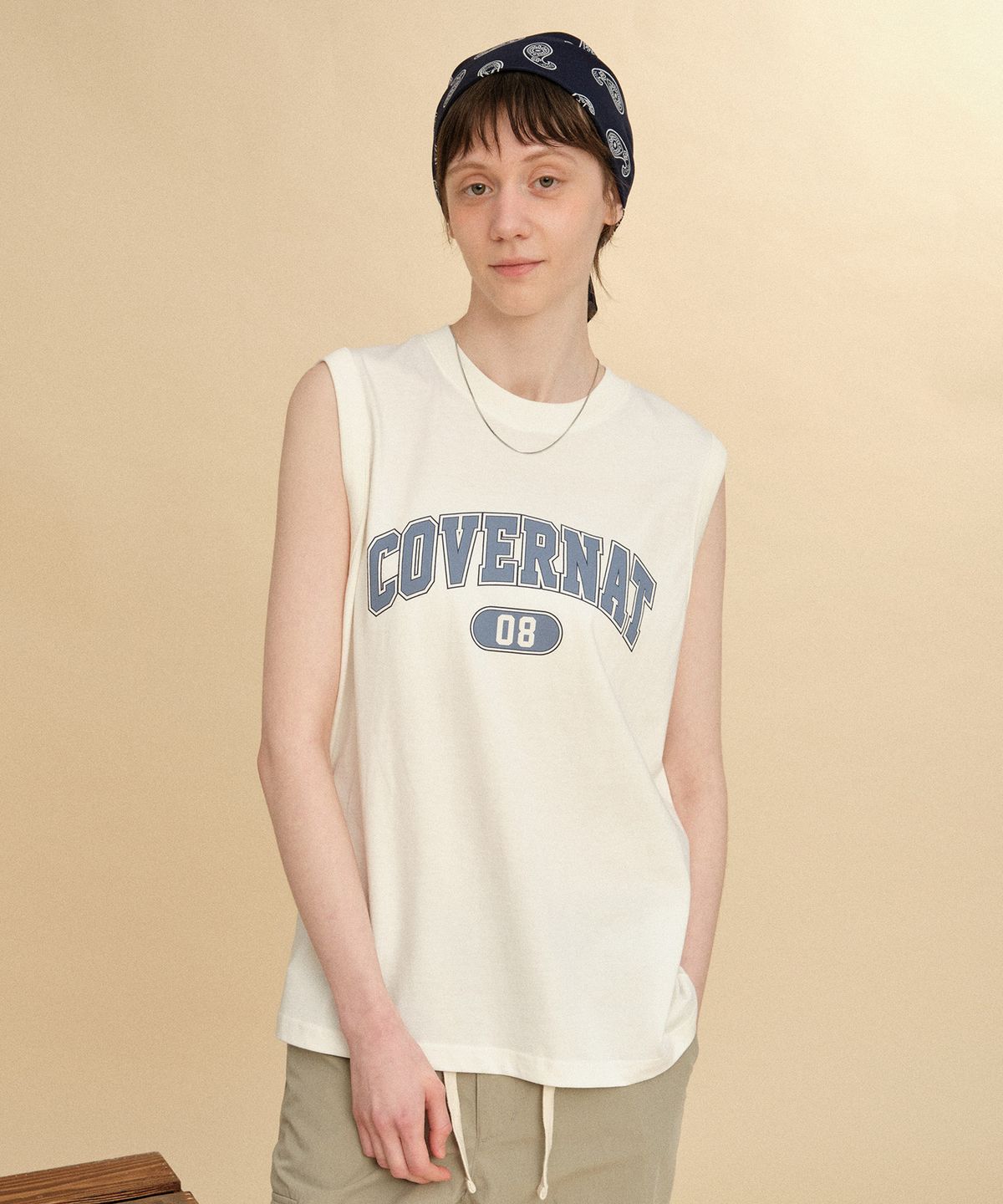 커버낫(COVERNAT) 아치 08 로고 슬리브리스 White