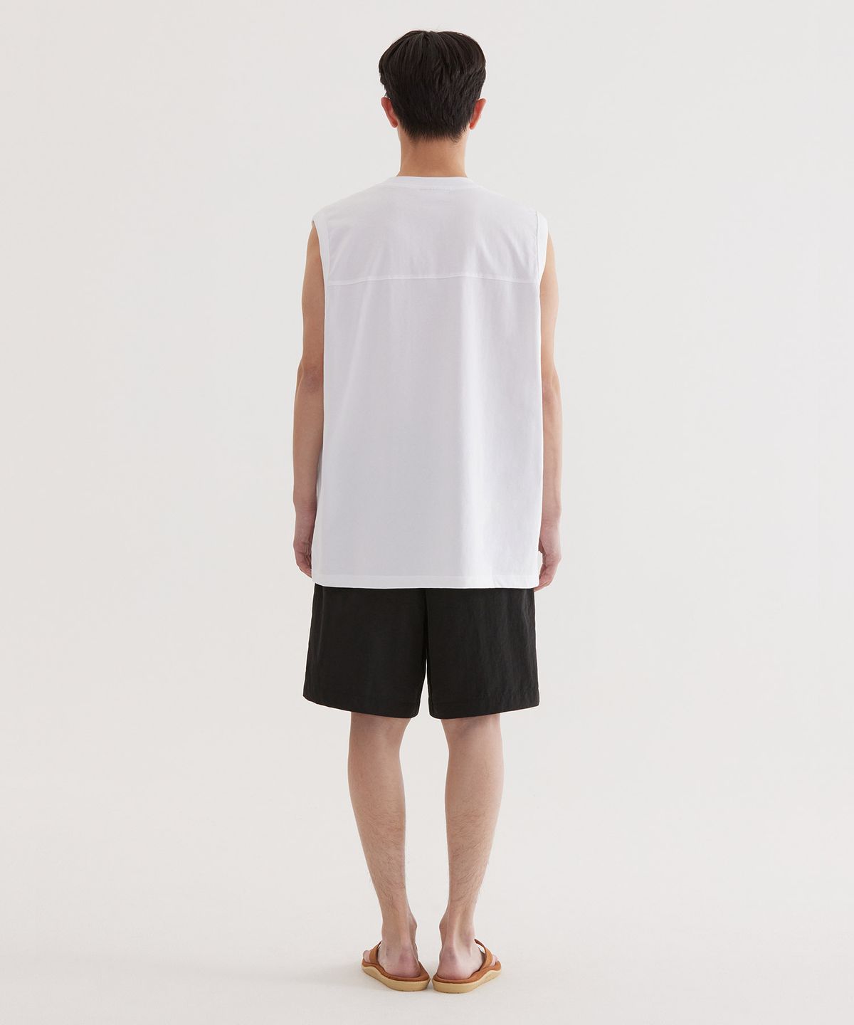 커버낫(COVERNAT) 아치 08 로고 슬리브리스 White