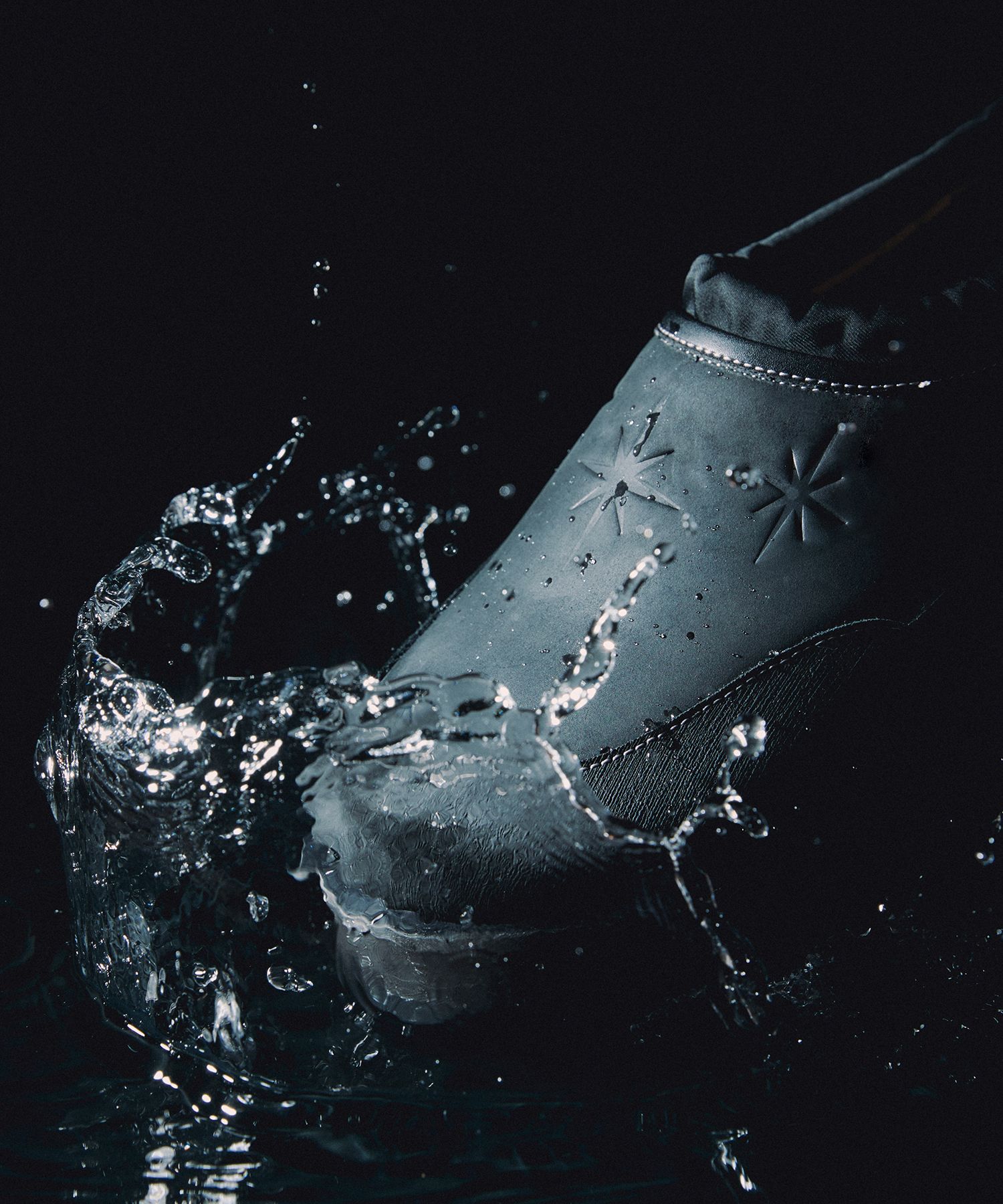 ROMANTIC MOVE ■ Polar Waterproof Boots MUSINSA | ROMANTIC MOVE Polar Waterproof Boots R25M500 (Black)