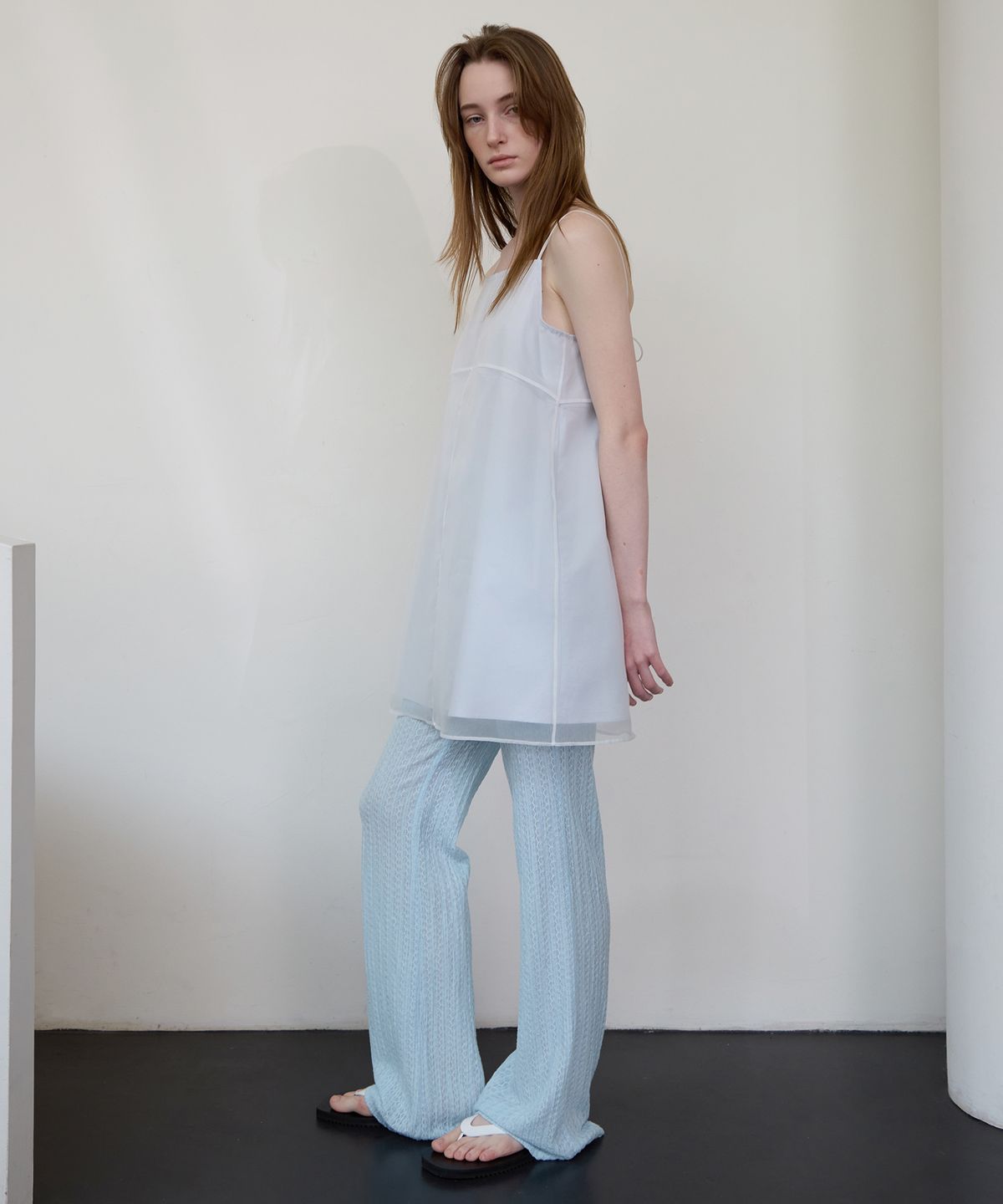 르바(LEVAR) Eyelet Lace Layered Pants - Clear Sky-blue