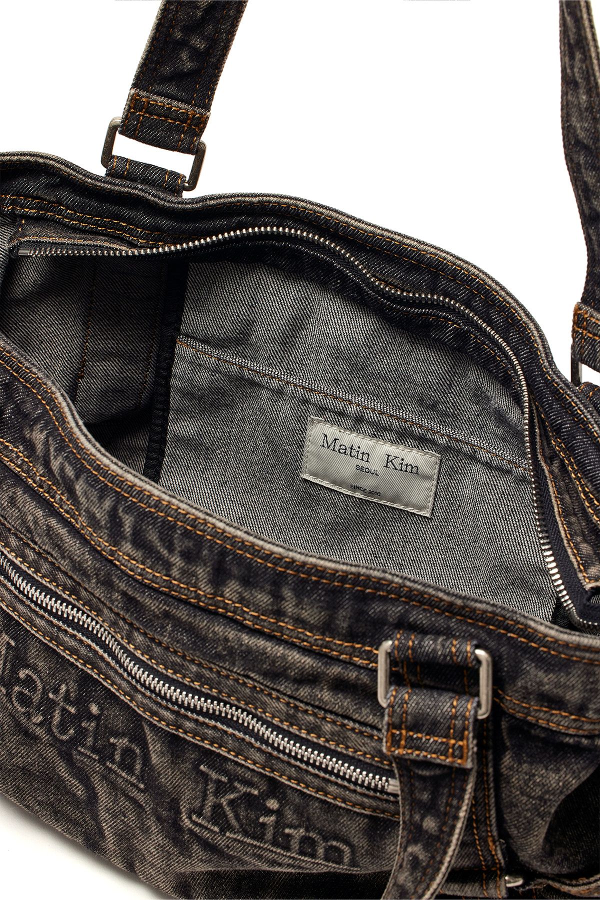 ★ MartinKim★送料関税無料 DENIM SQUARE BAG MATIN WASHED DENIM SQUARE BAG IN BLACK – Matin Kim
