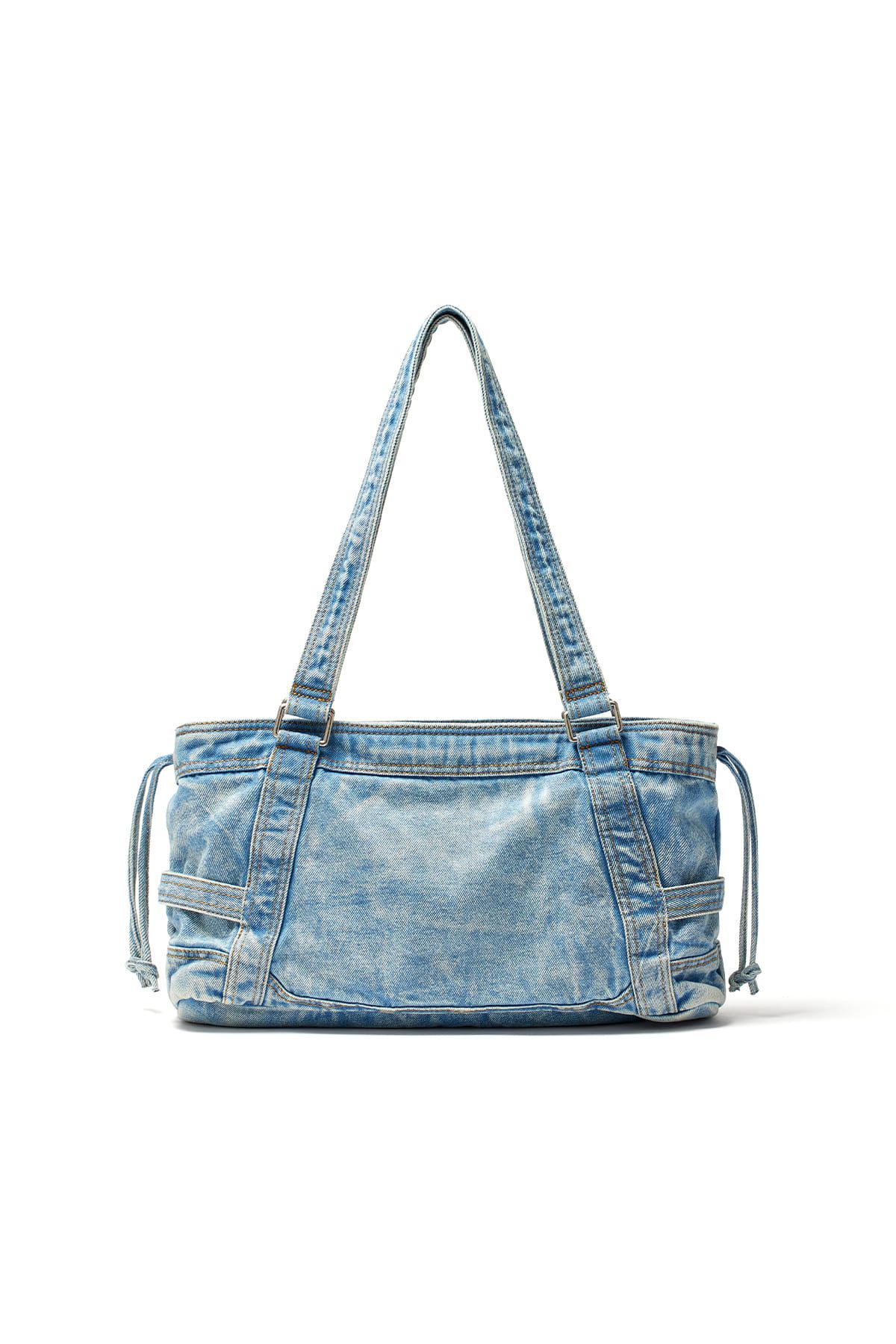 【Matin Kim】韓国人気★MATIN WASHED DENIM SQUARE BAG Matin Kim】 25SS新作 MATIN WASHED DENIM SQUARE BAG (Matin