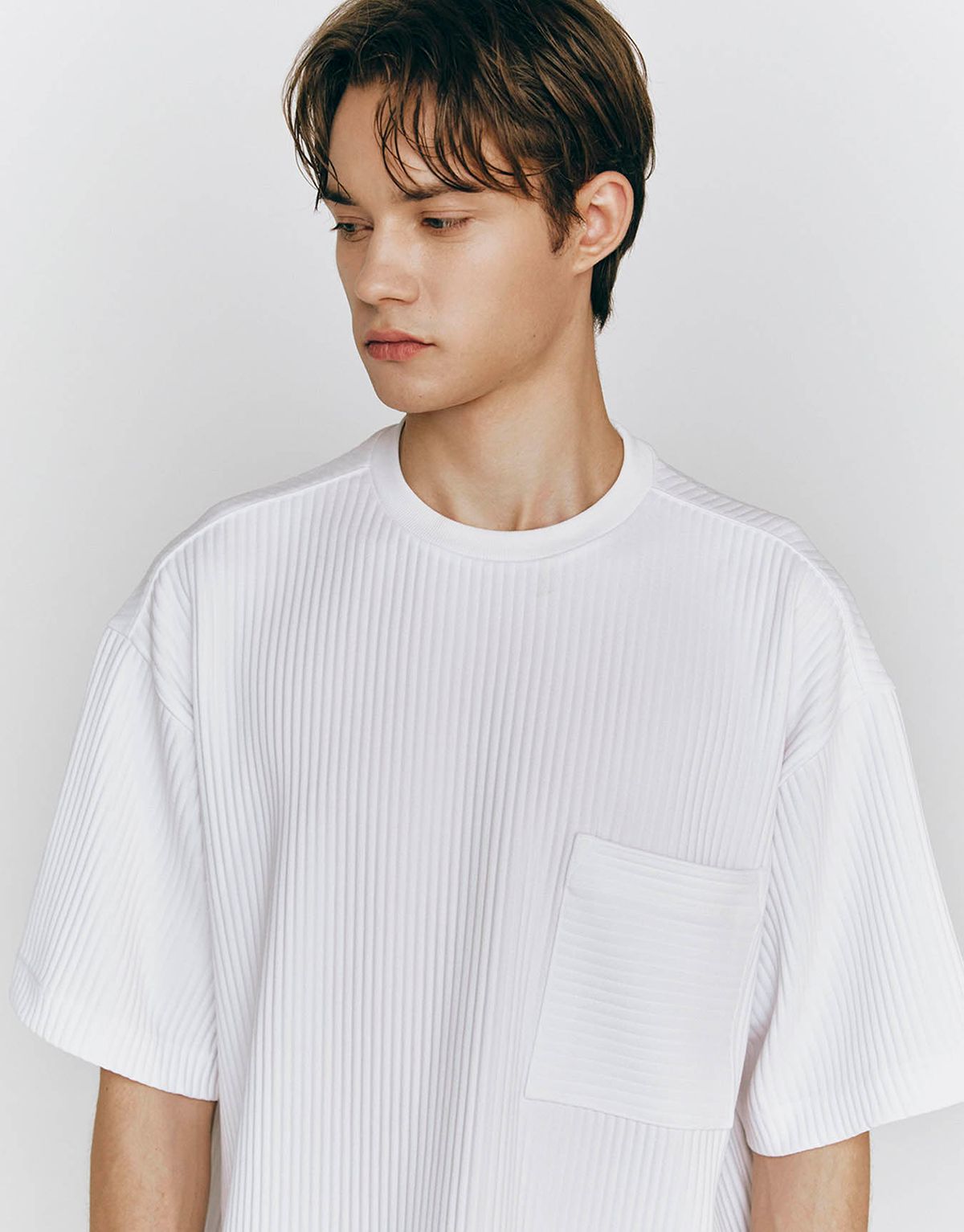 컨셉원(CONCEPTS1ONE) 플리츠 오버핏 포켓 반팔티 10025524/025524 [2color]