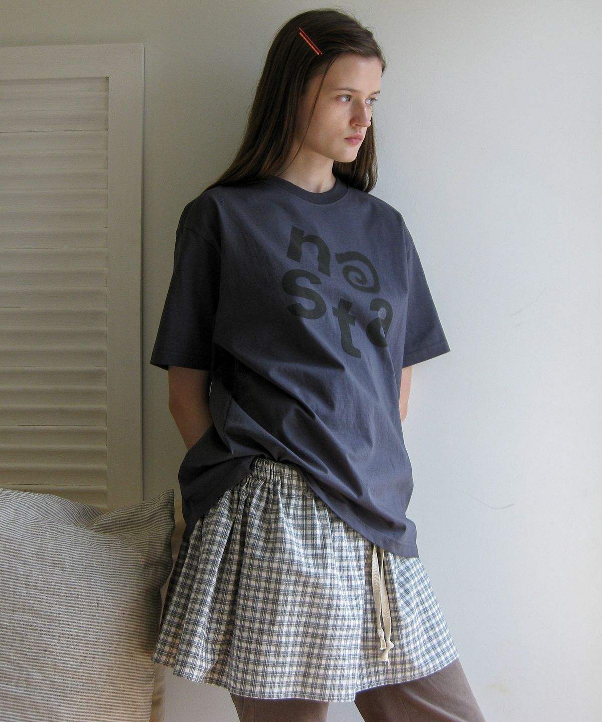 나츠(NAATS) At logo oversized t-shirt, chacoal