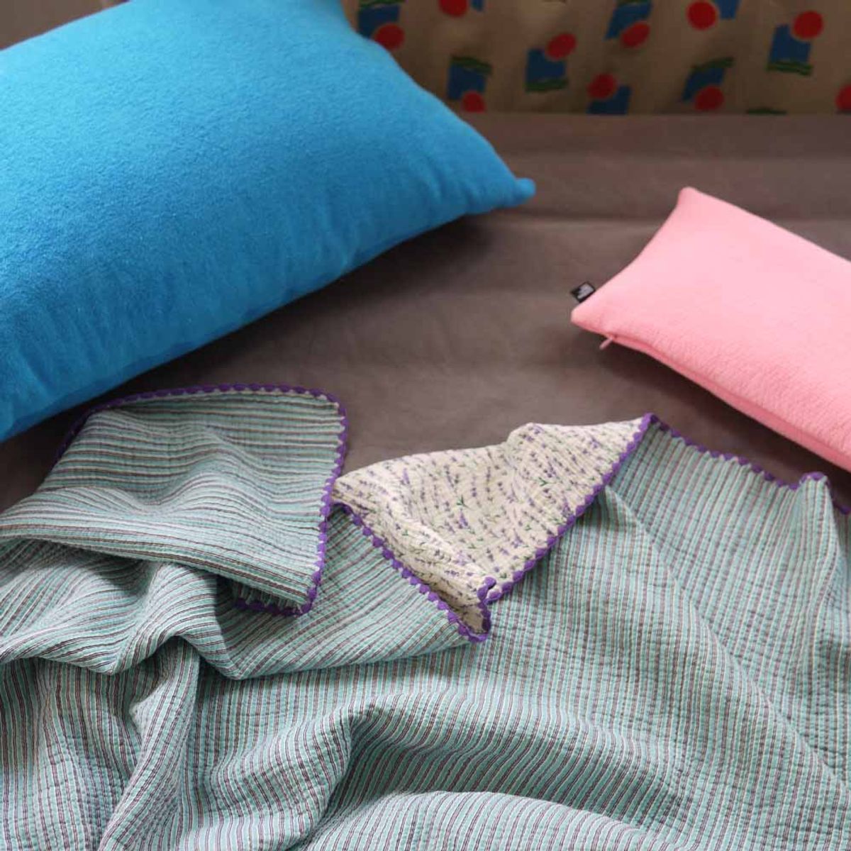 봄봄패브릭스(BOMBOM FABRICS) Triple Cotton blanket (violet small flower + sky stripe)