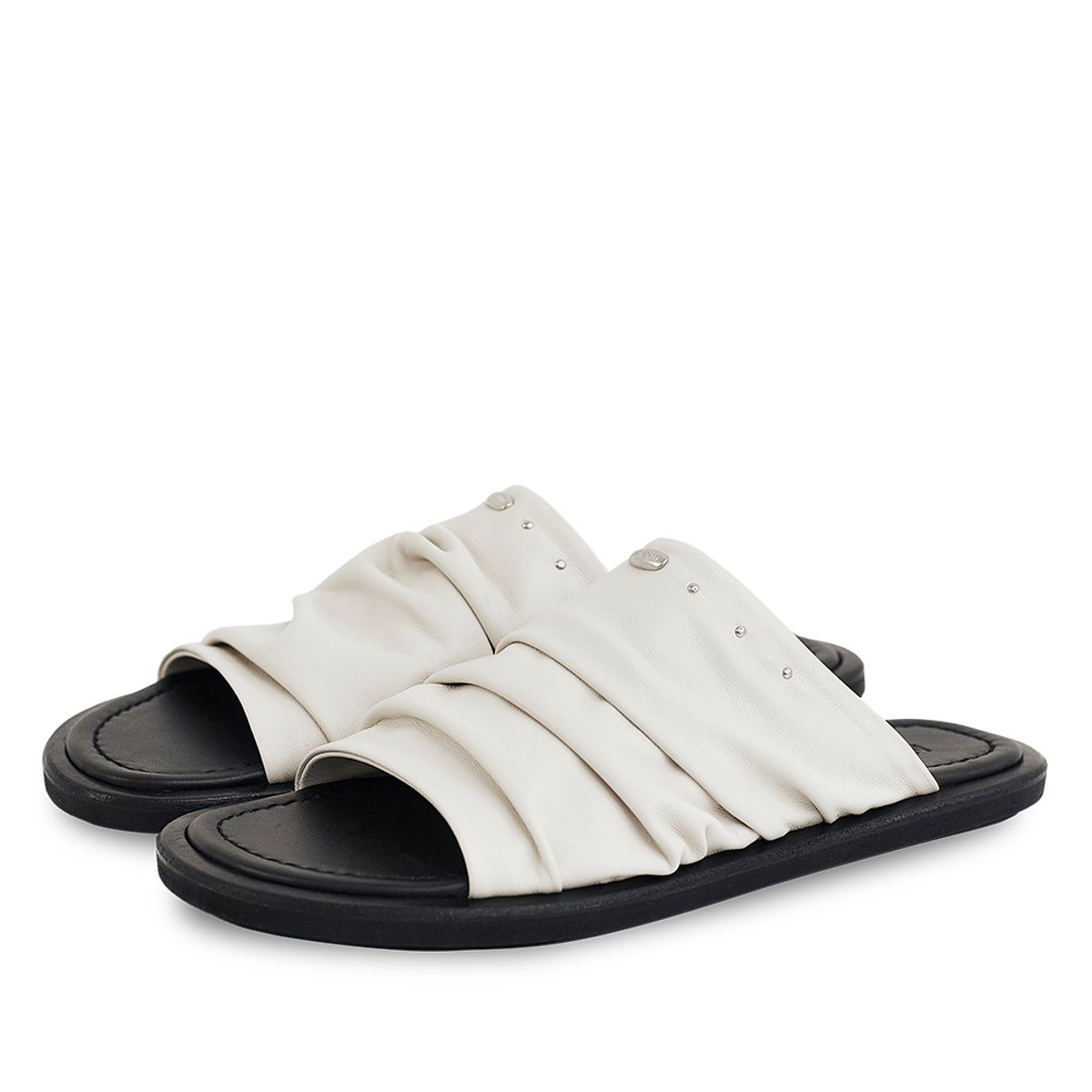네거티브쓰리(NEGATIVETHREE) Slouchy Sheepskin Slides_Ivory