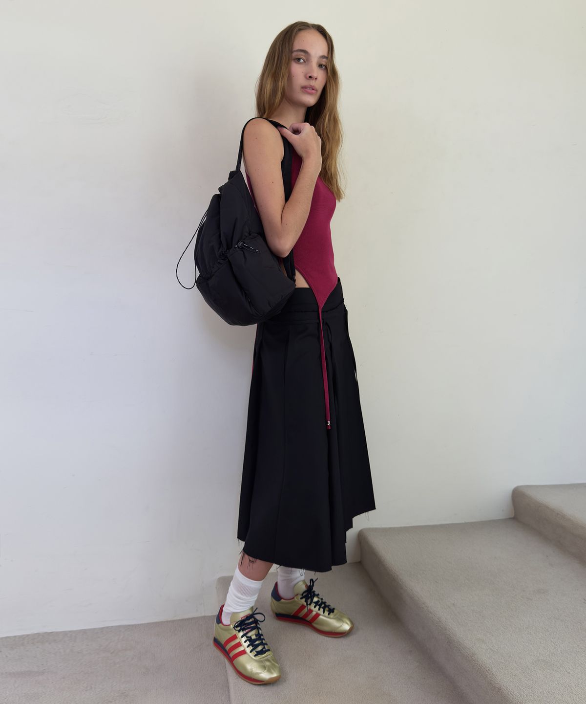 다이애그널(DIAGONAL) DRAWSTRING LIGHT BAG (black)