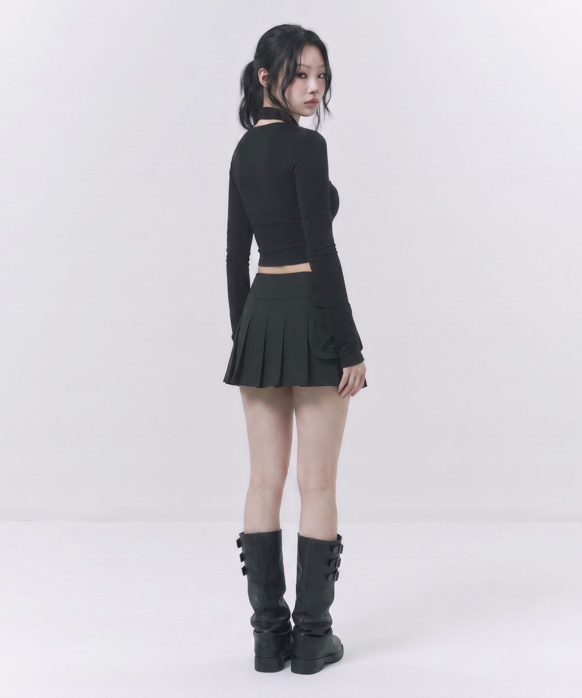 인어데이즈(INADAZE) 플리츠 포켓 카고 미니 스커트 (블랙)