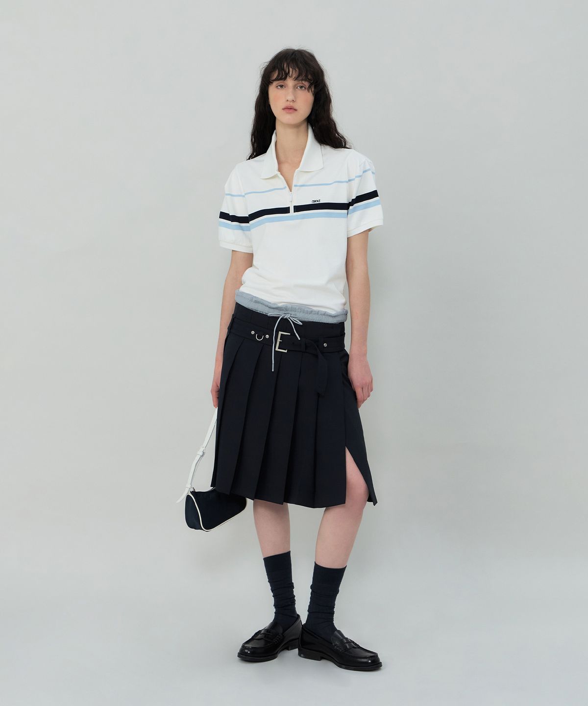 그로브(GROVE) LIAM HALF ZIP-UP COLLAR T-SHIRT (IVORY)