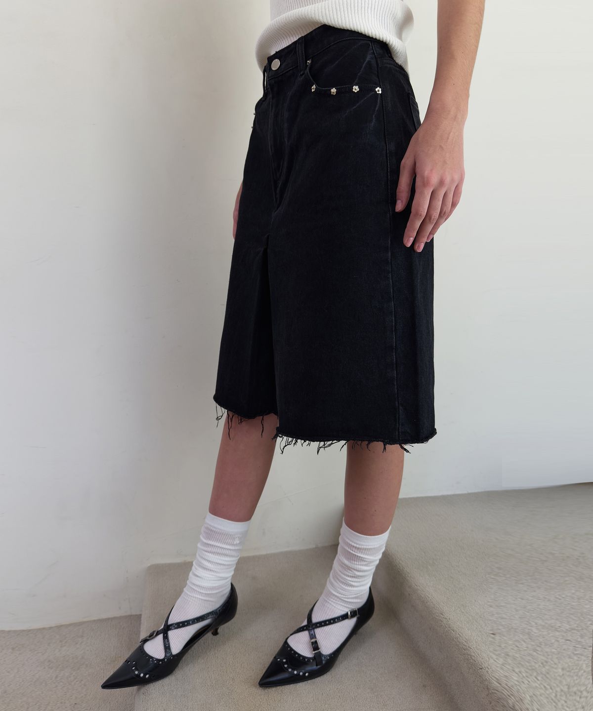 다이애그널(DIAGONAL) DENIM WRAP SKIRT SHORTS (black)