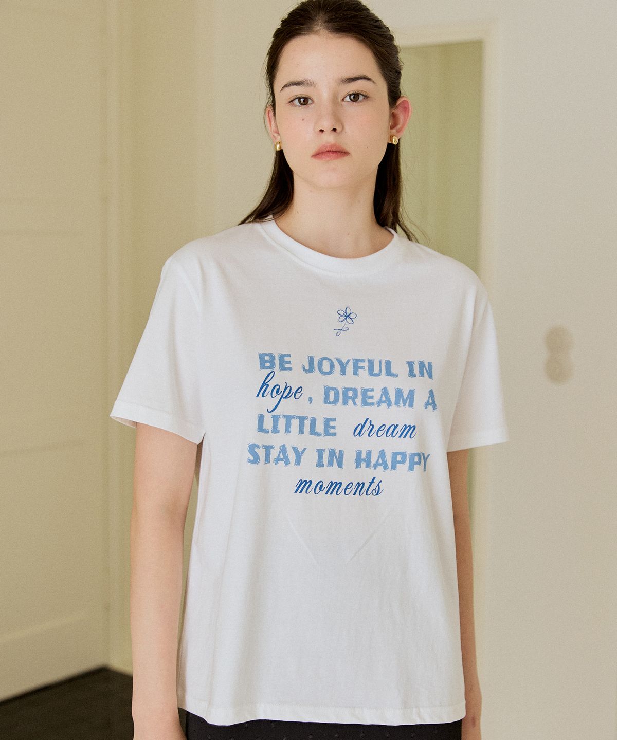 엽페(YUPPE) JOYFUL FLOWER T-SHIRT_WHITE