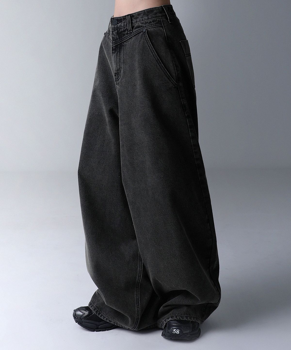 젠더스트(ZENDUST) Rothen Wide Denim Pants WASHING BLACK