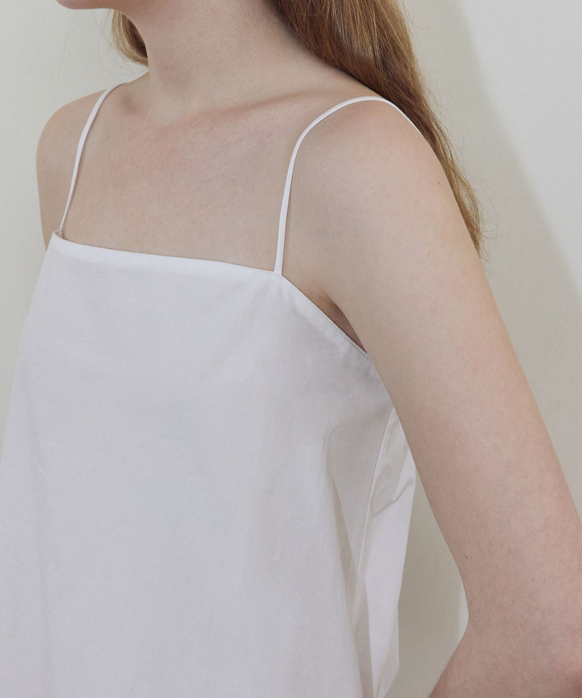 레이디 볼륨(LADY VOLUME) 제인 드레스 (WHITE)