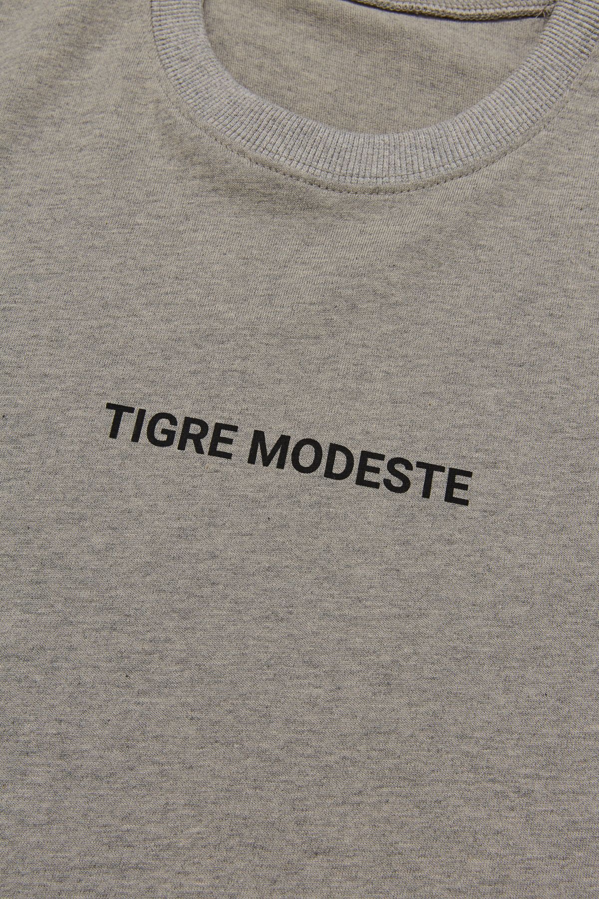 티그레 모데스트(TIGREMODESTE) 시그니처 넥밴드 슬리브리스 _그레이