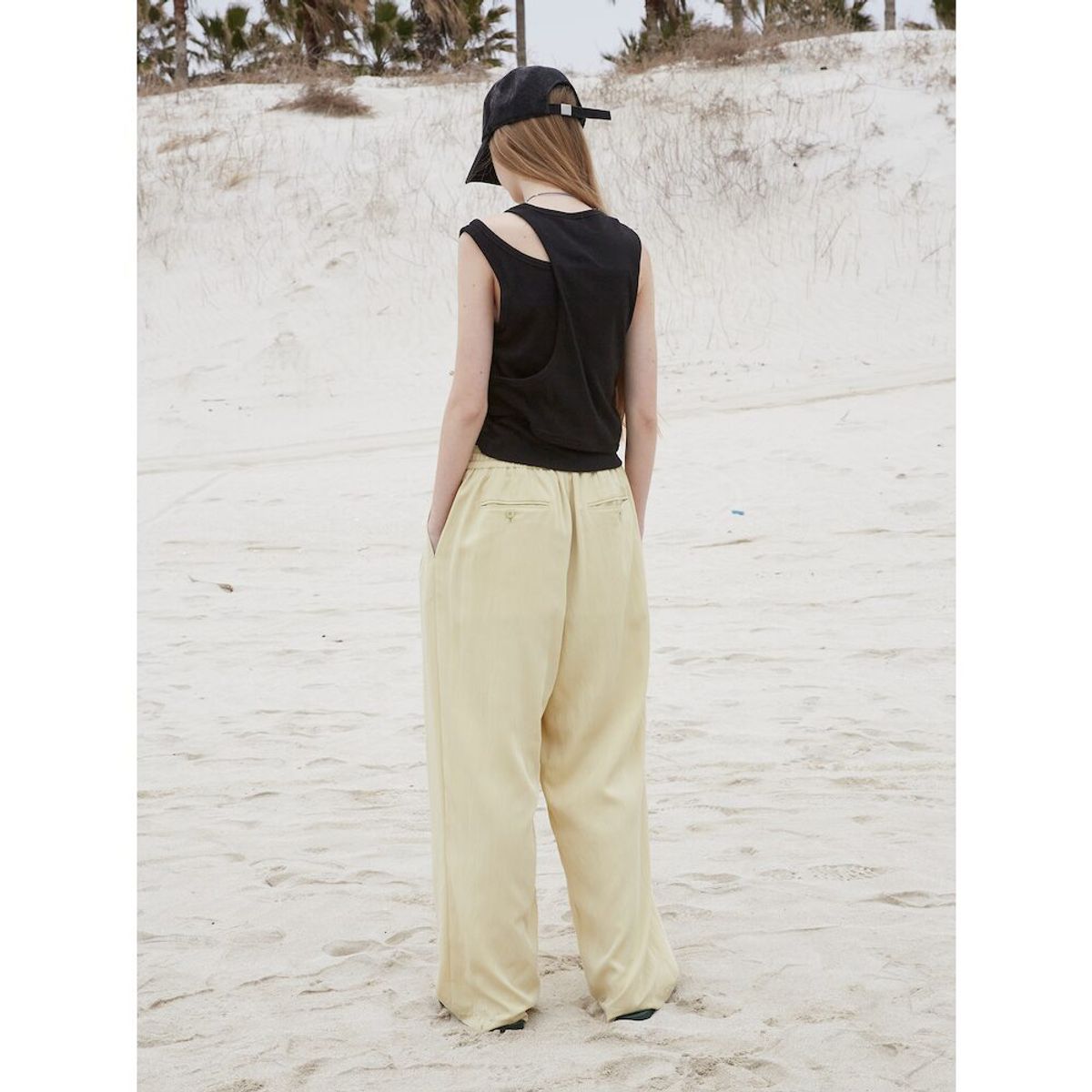 샌드 사운드(SAND SOUND) (WOMEN) 더블 레이어 슬리브리스  블랙