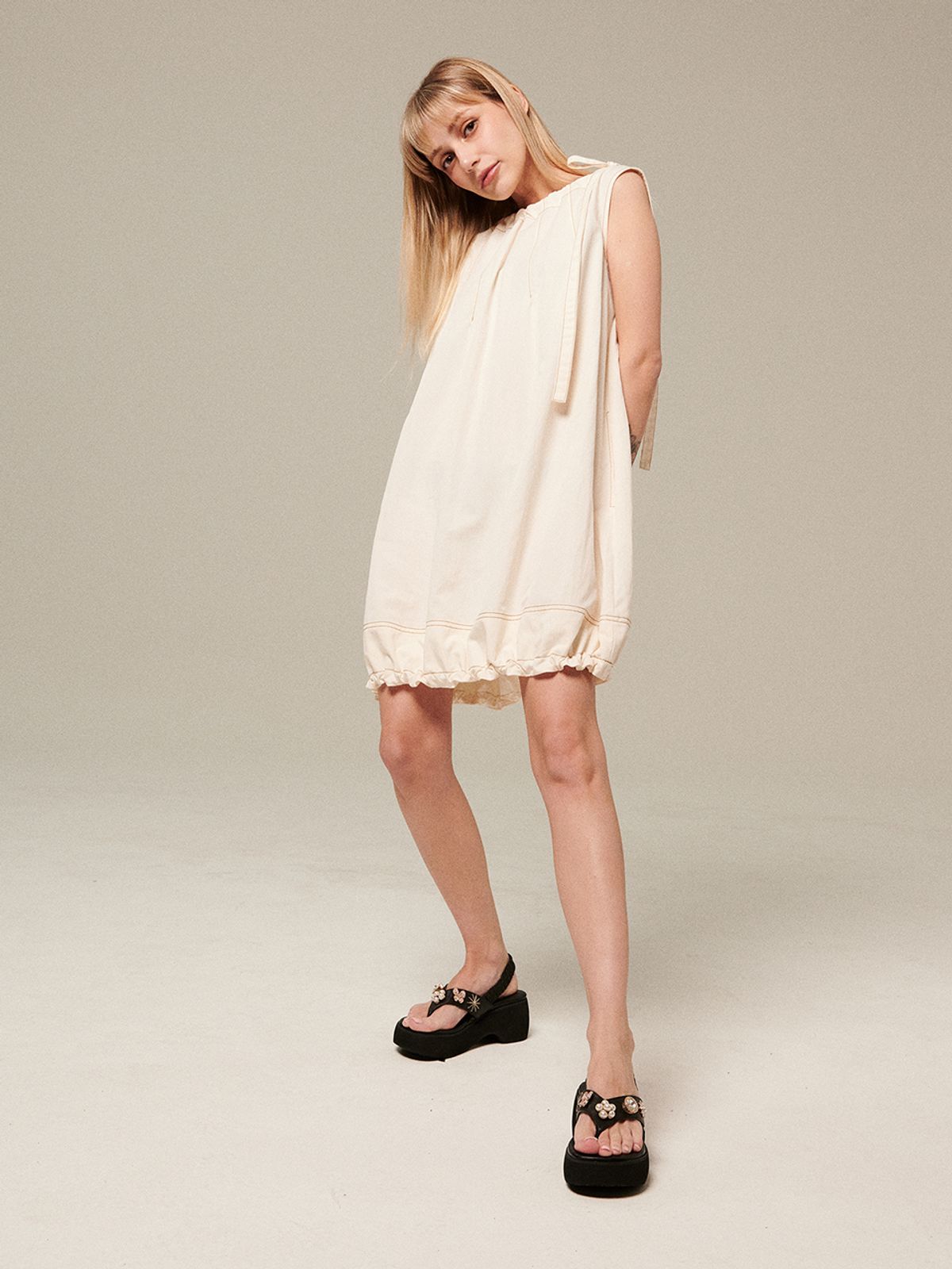 에뗄린(ETELIN) Piko Bijou Platform Sandals