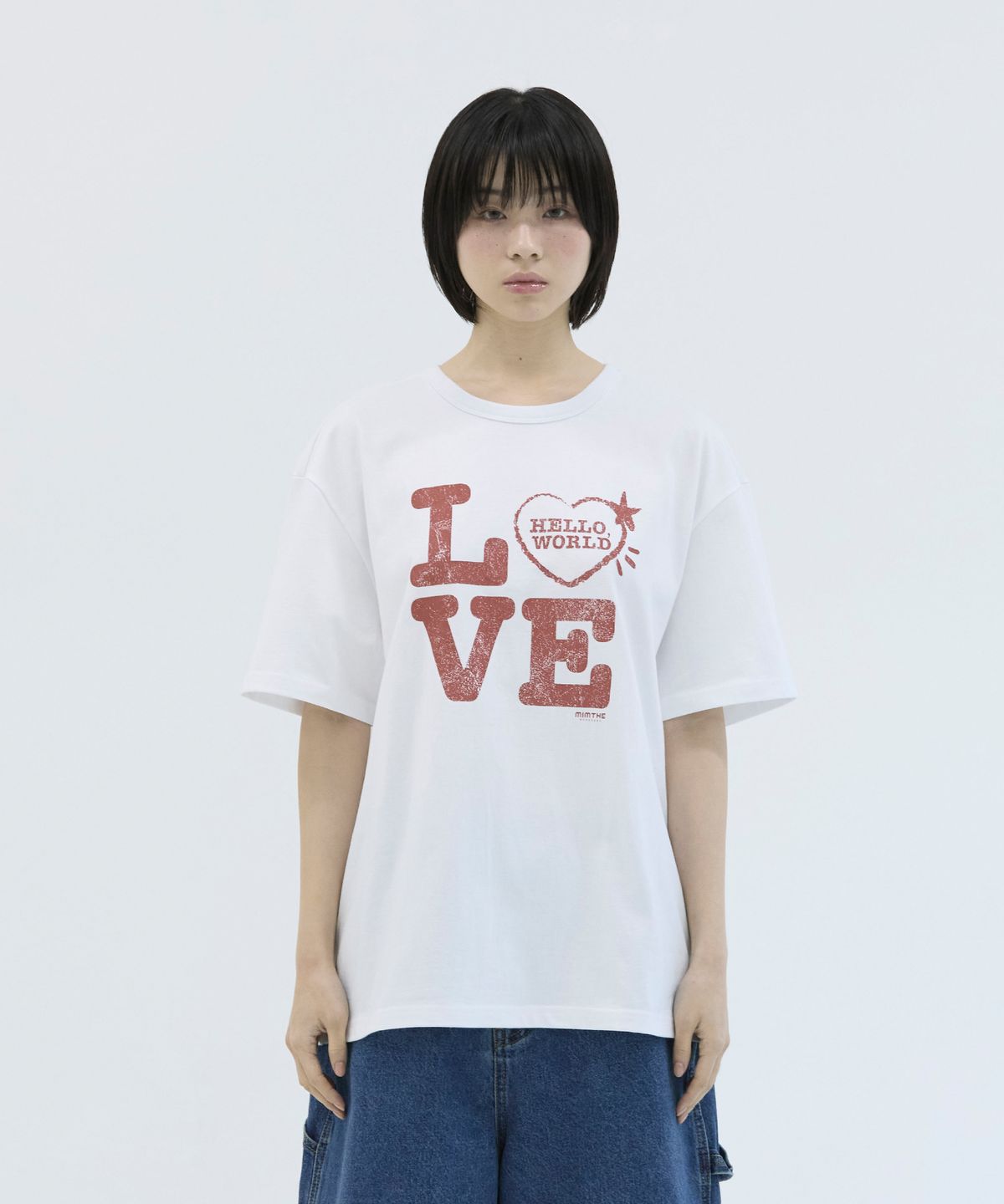 밈더워드로브(MIMTHEWARDROBE) 디어 월드 LOVE 티셔츠_블랙