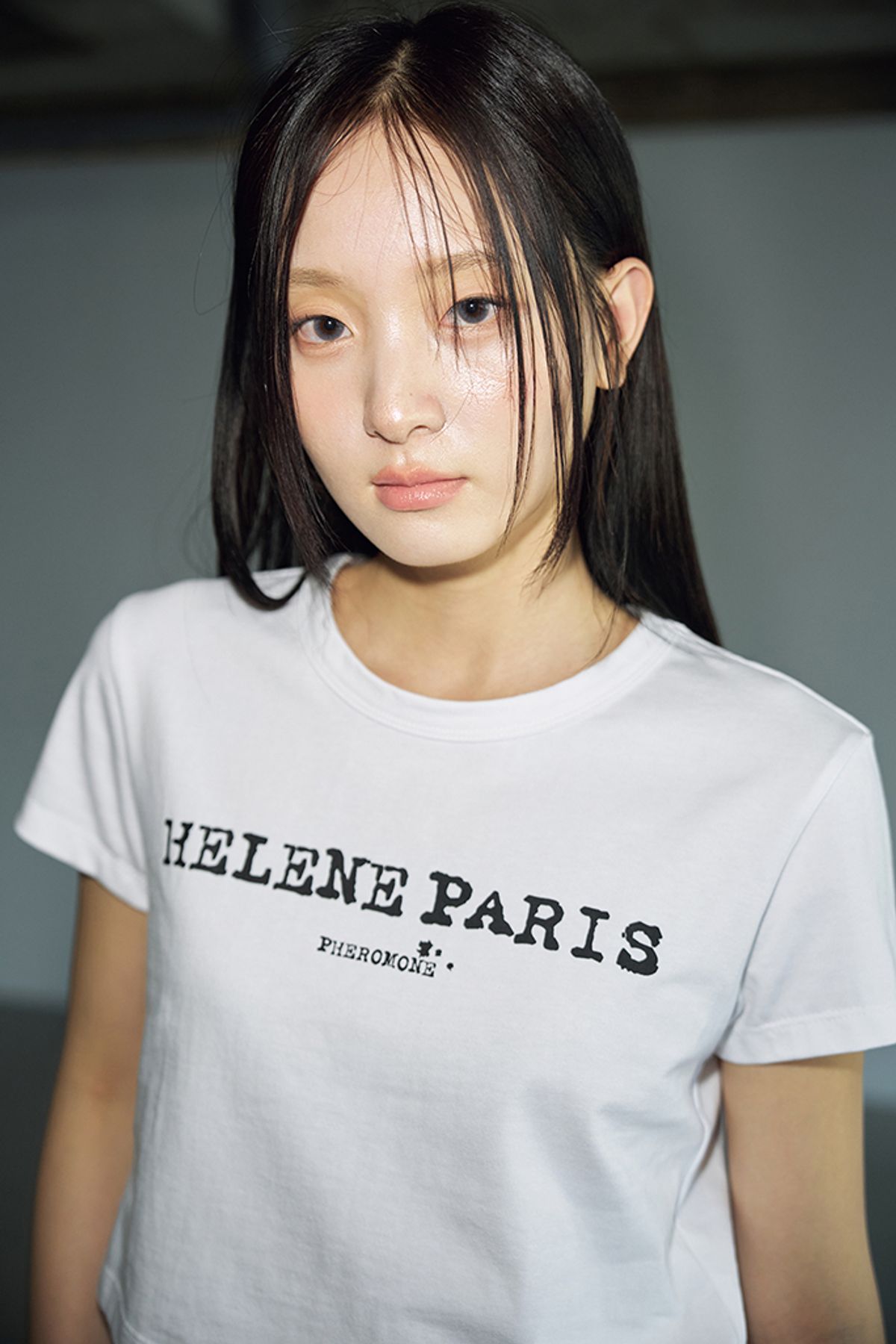 헬레네파리스(HELENE PARIS) 레밍턴 로고 크롭 티셔츠 [화이트]