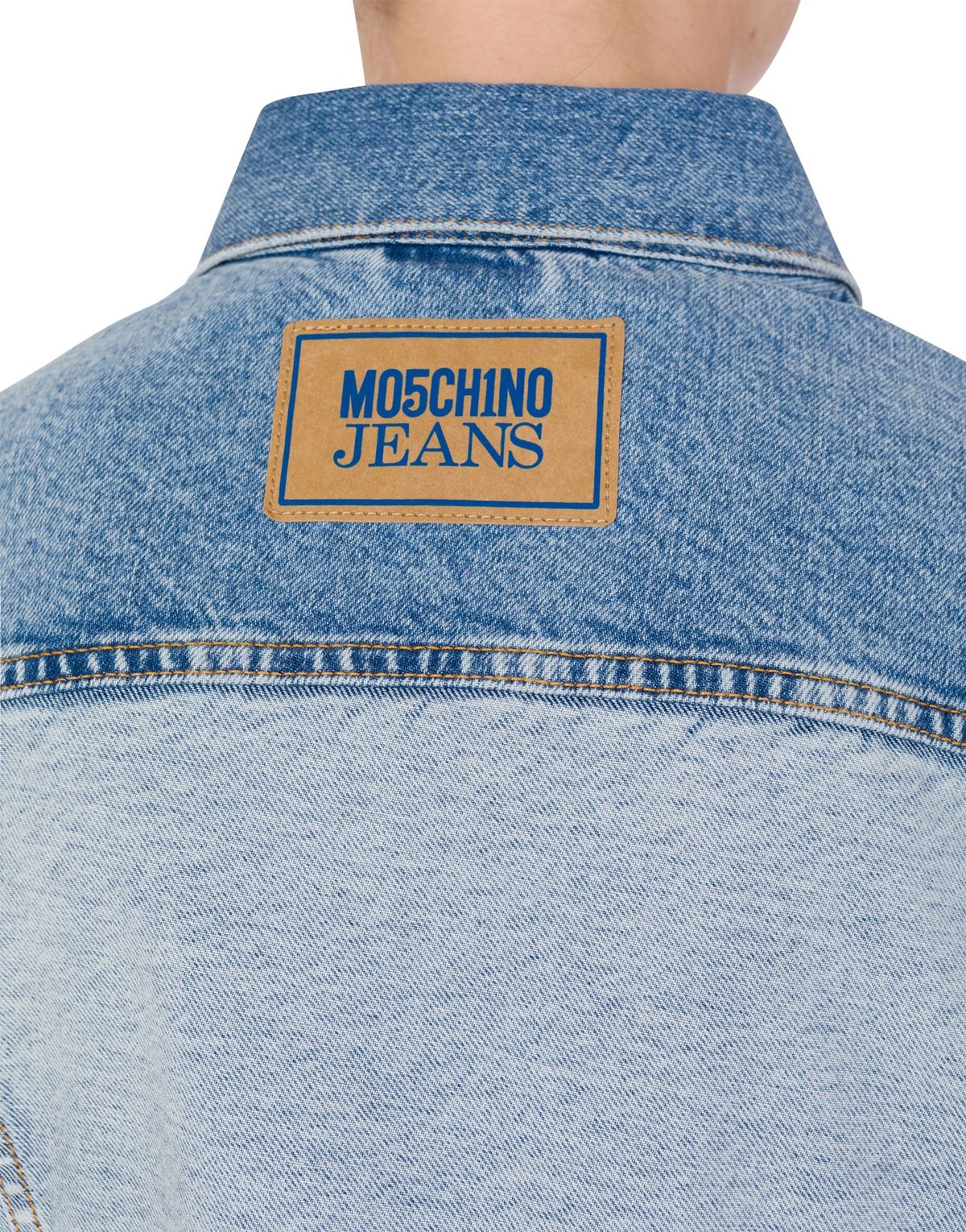 모스키노(MOSCHINO) 진스 투 톤 크롭 데님 자켓