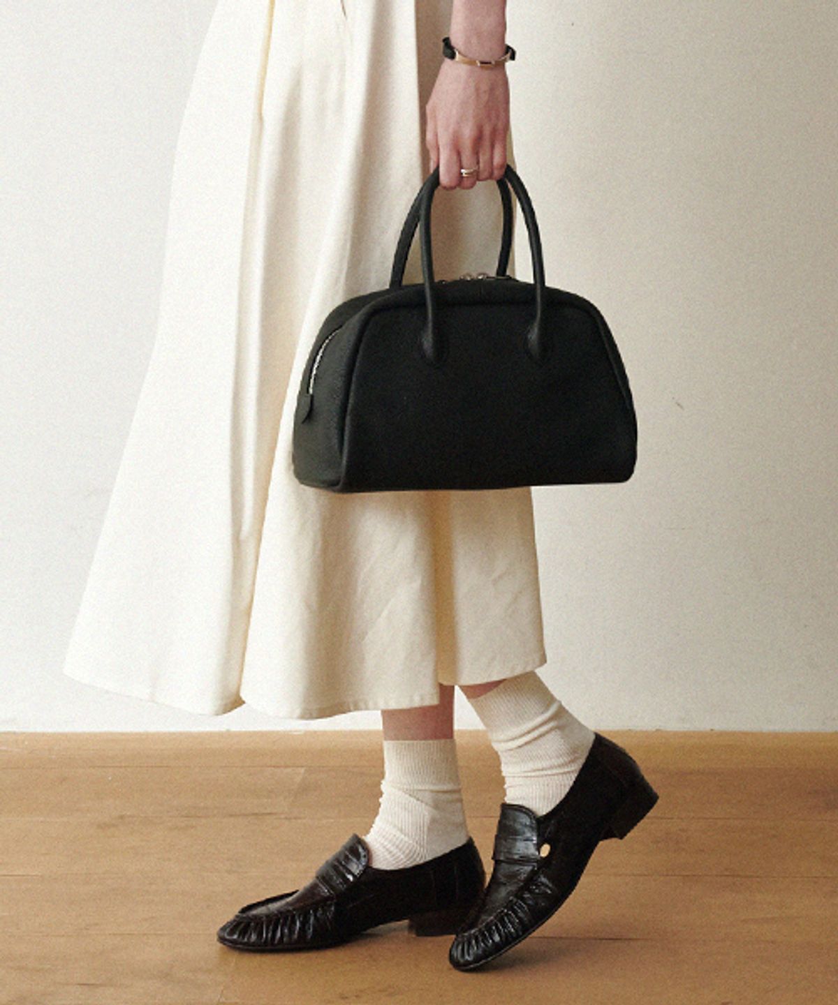드메이커(DEMAKER) Vetiver medium tote bag-black
