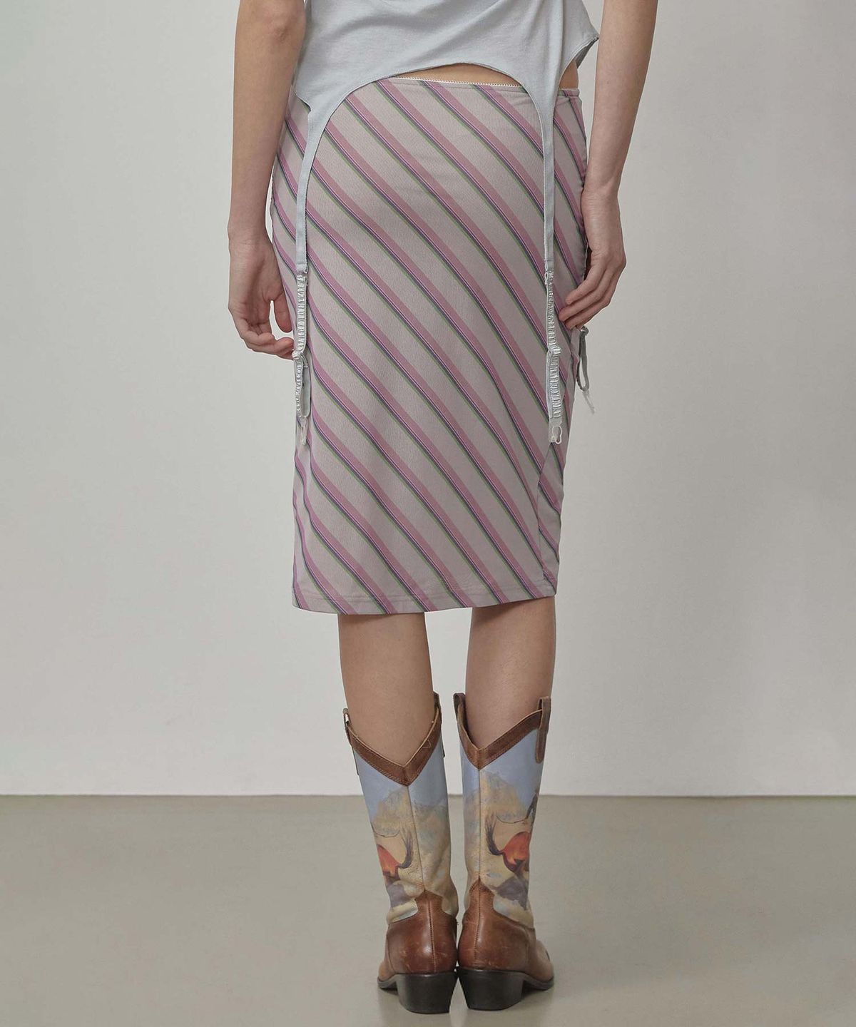 스컬프터(SCULPTOR) Mesh Stripe Midi Skirt Baby Pink