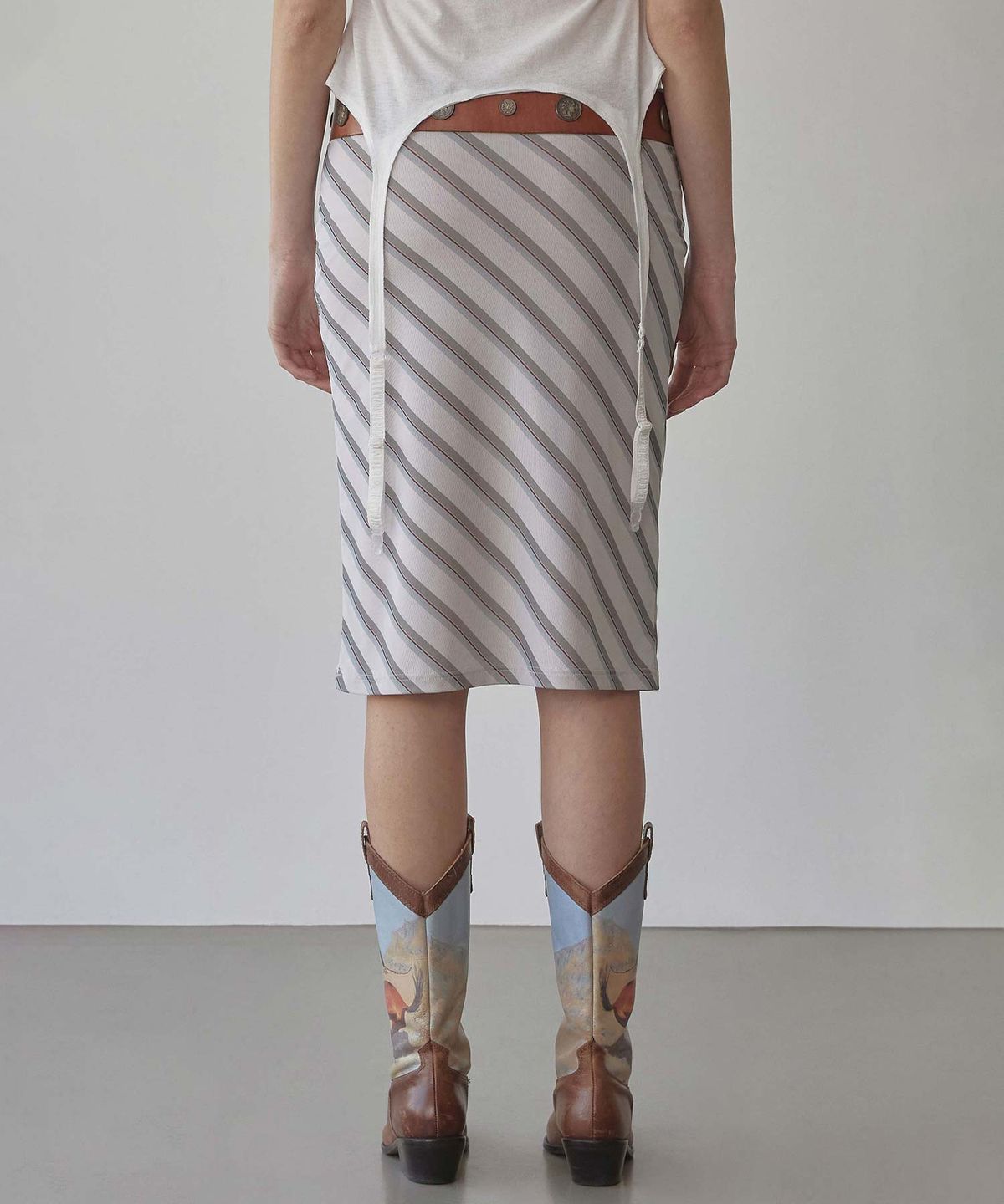 스컬프터(SCULPTOR) Mesh Stripe Midi Skirt Beige