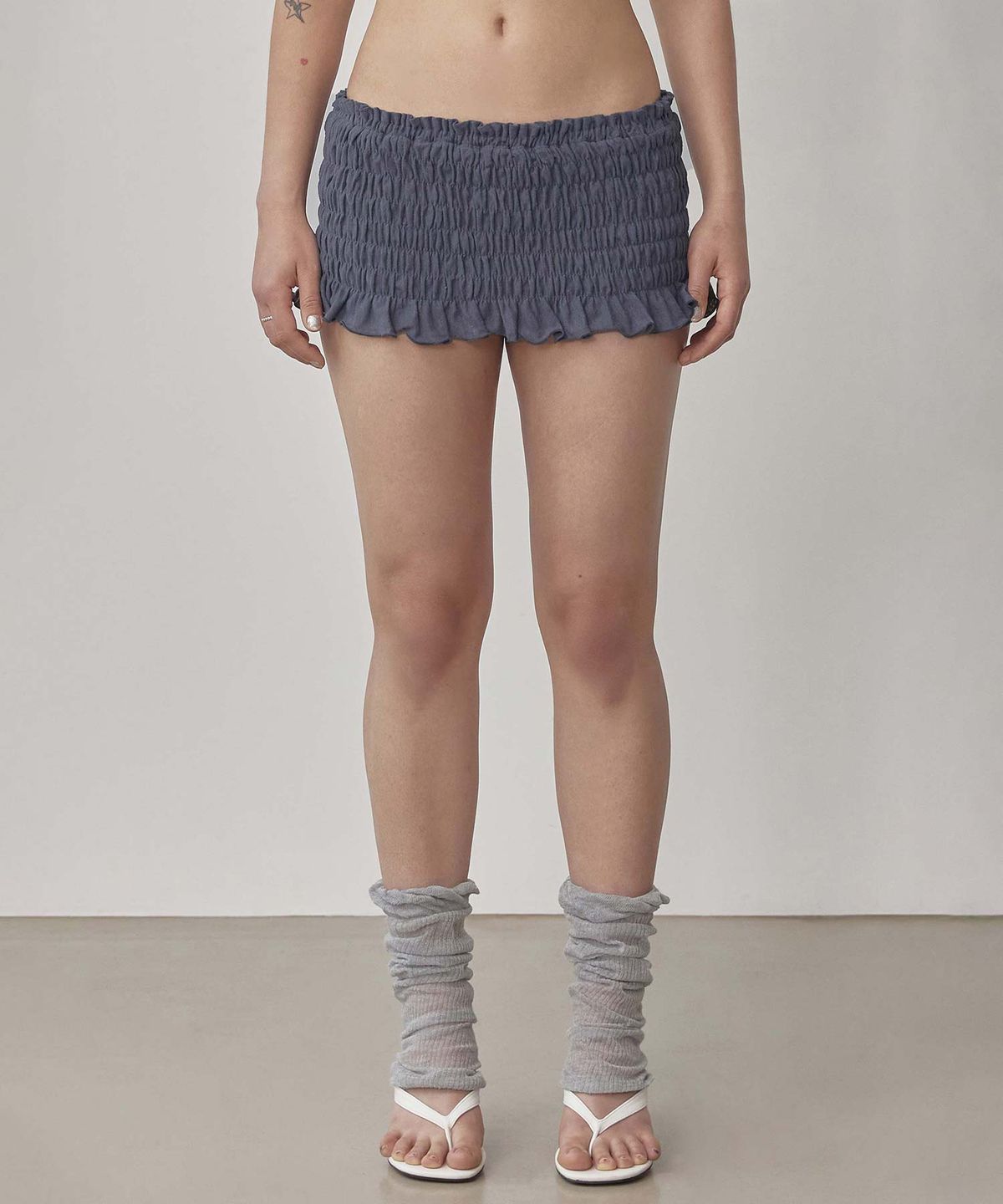 스컬프터(SCULPTOR) Crinkle Volumer Skort Dusty Navy
