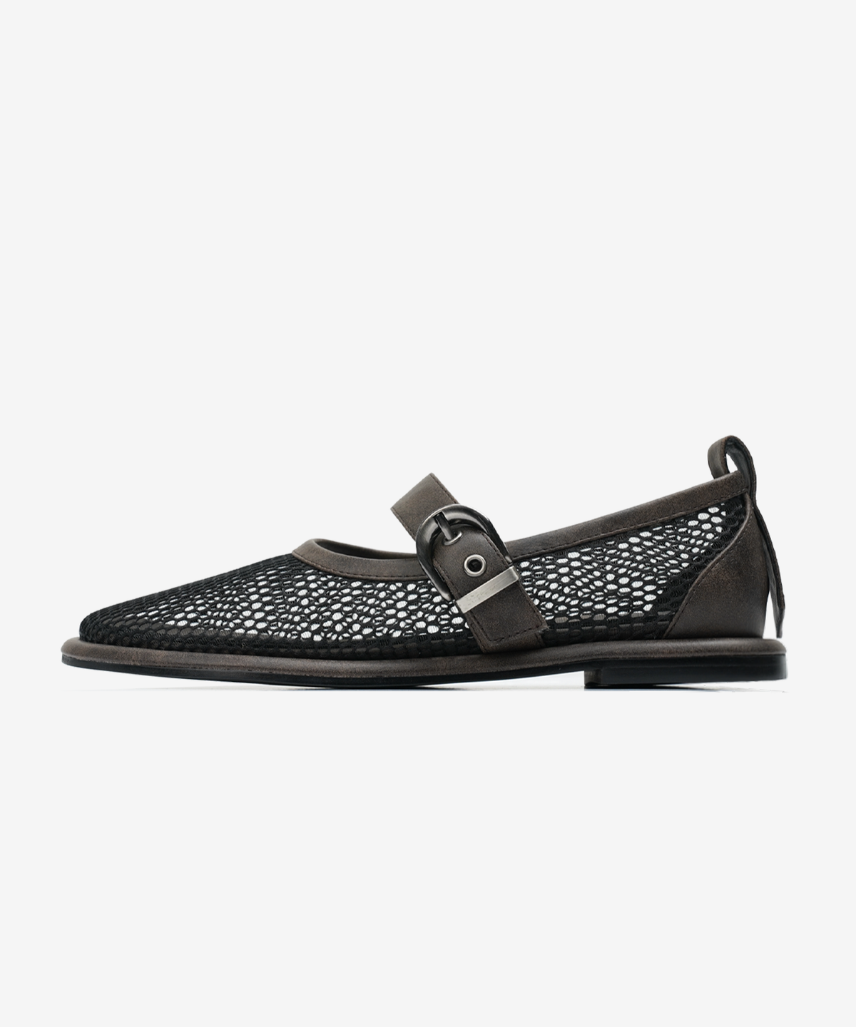 이크닉(IHCNIK) r. 903  mesh buckle flats  /  brown