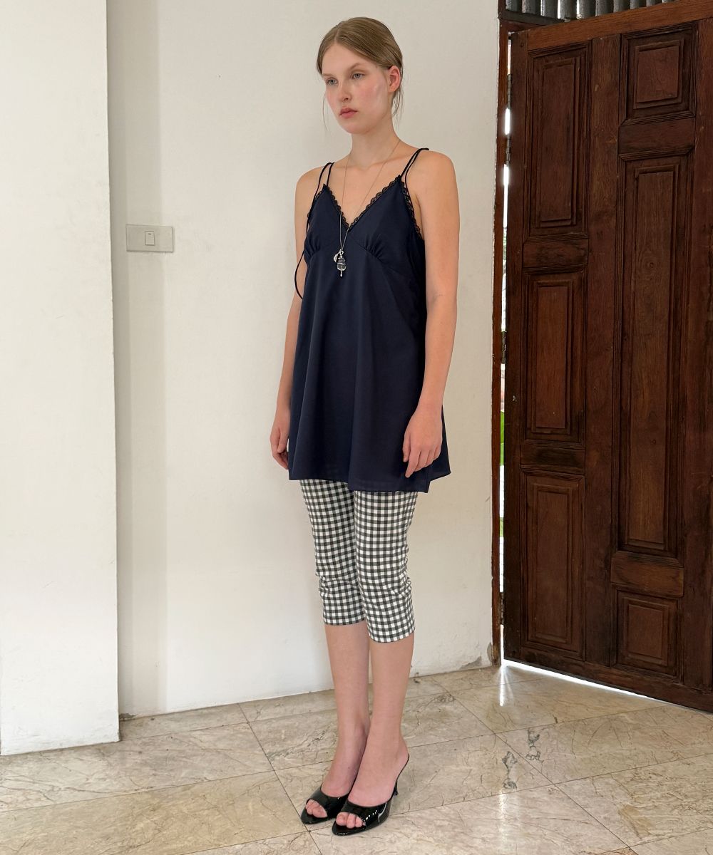 ★sinoon★Gingham Capri Pants MUSINSA | SINOON Gingham Capri Pants (Black)