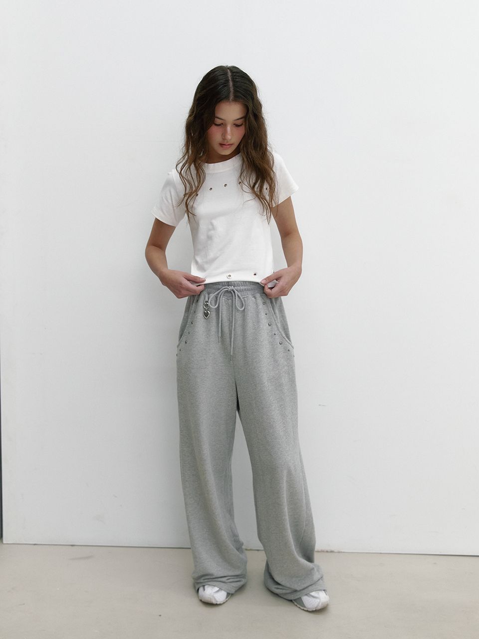 MUSINSA | ASURA POCKET STUD SWEATPANTS (MELANGE GREY)