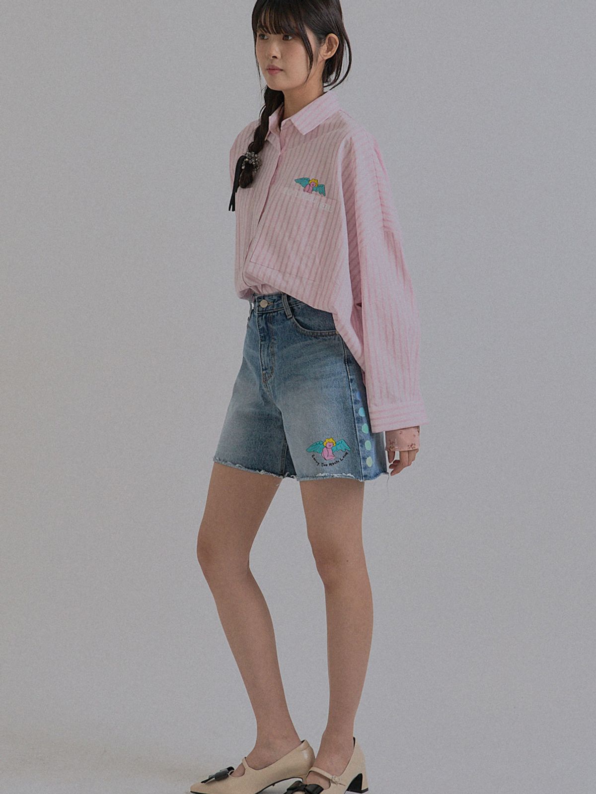 쏘리, 투 머치 러브(SORRY, TOO MUCH LOVE) Pinstripe Relaxed Drop Shoulder_Pink