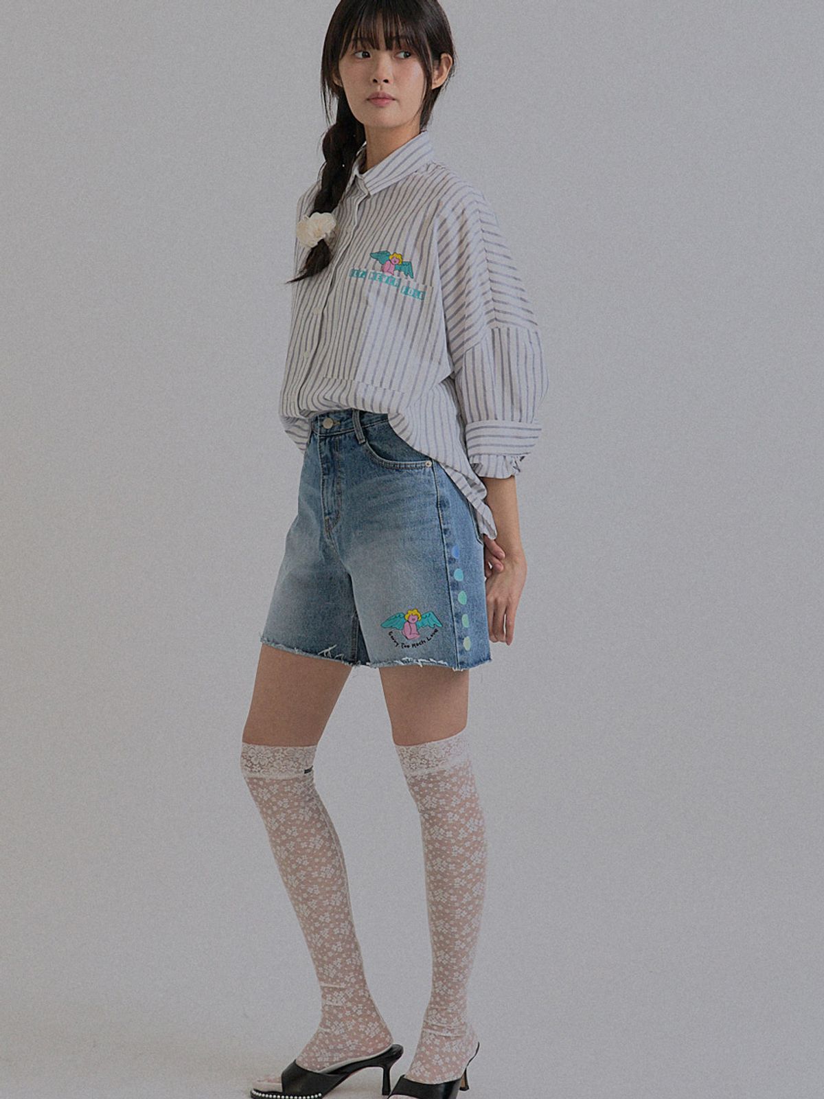 쏘리, 투 머치 러브(SORRY, TOO MUCH LOVE) Pinstripe Relaxed Drop Shoulder_Ivory